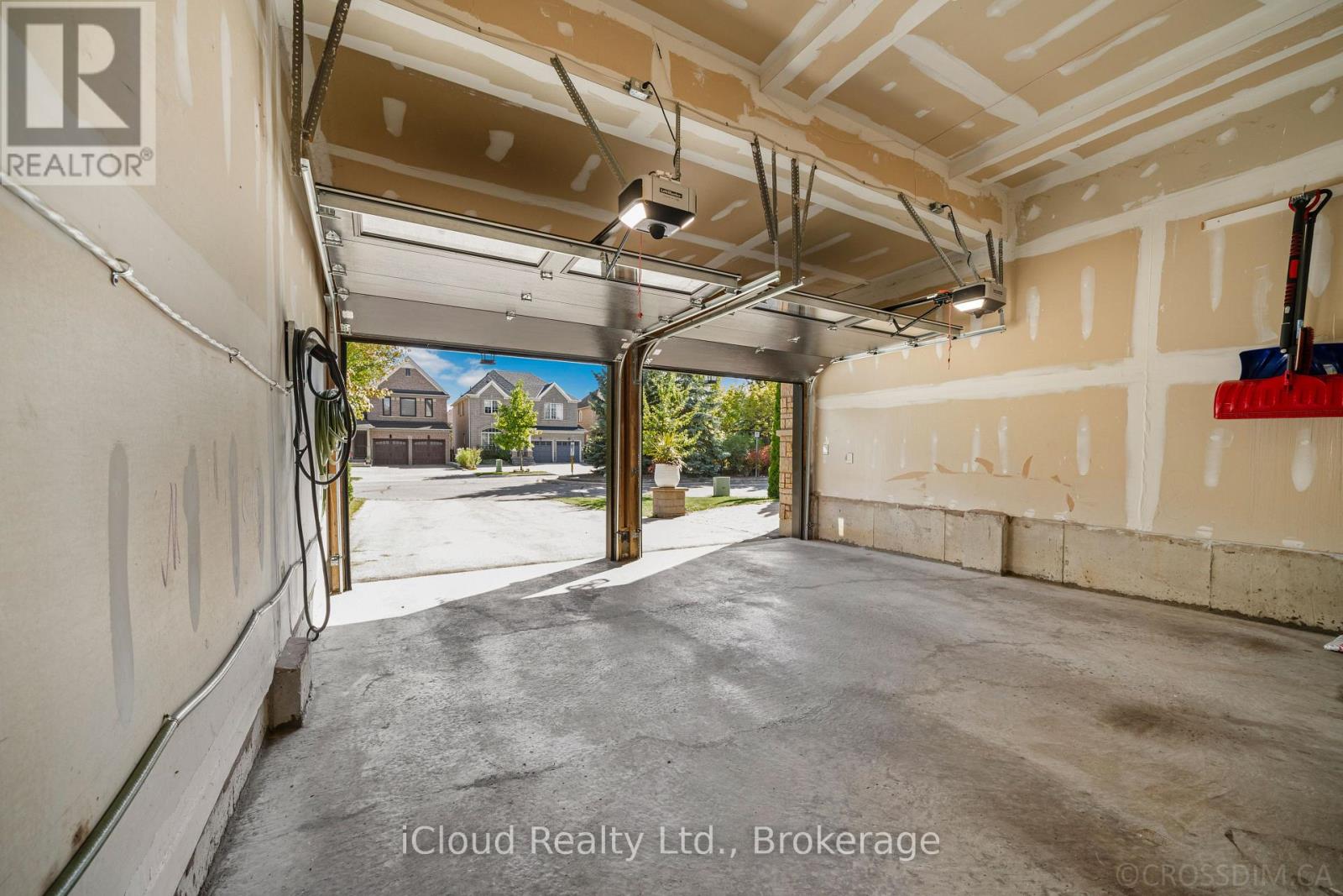 60 Tuscana Boulevard, Vaughan, Ontario  L4K 5J5 - Photo 43 - N12478736