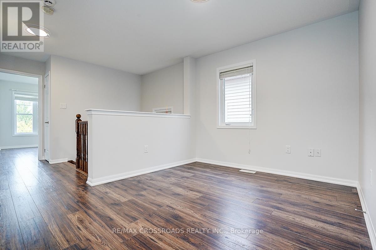 9 Whiterose Lane, Whitchurch-Stouffville, Ontario  L4A 3A4 - Photo 18 - N12478758