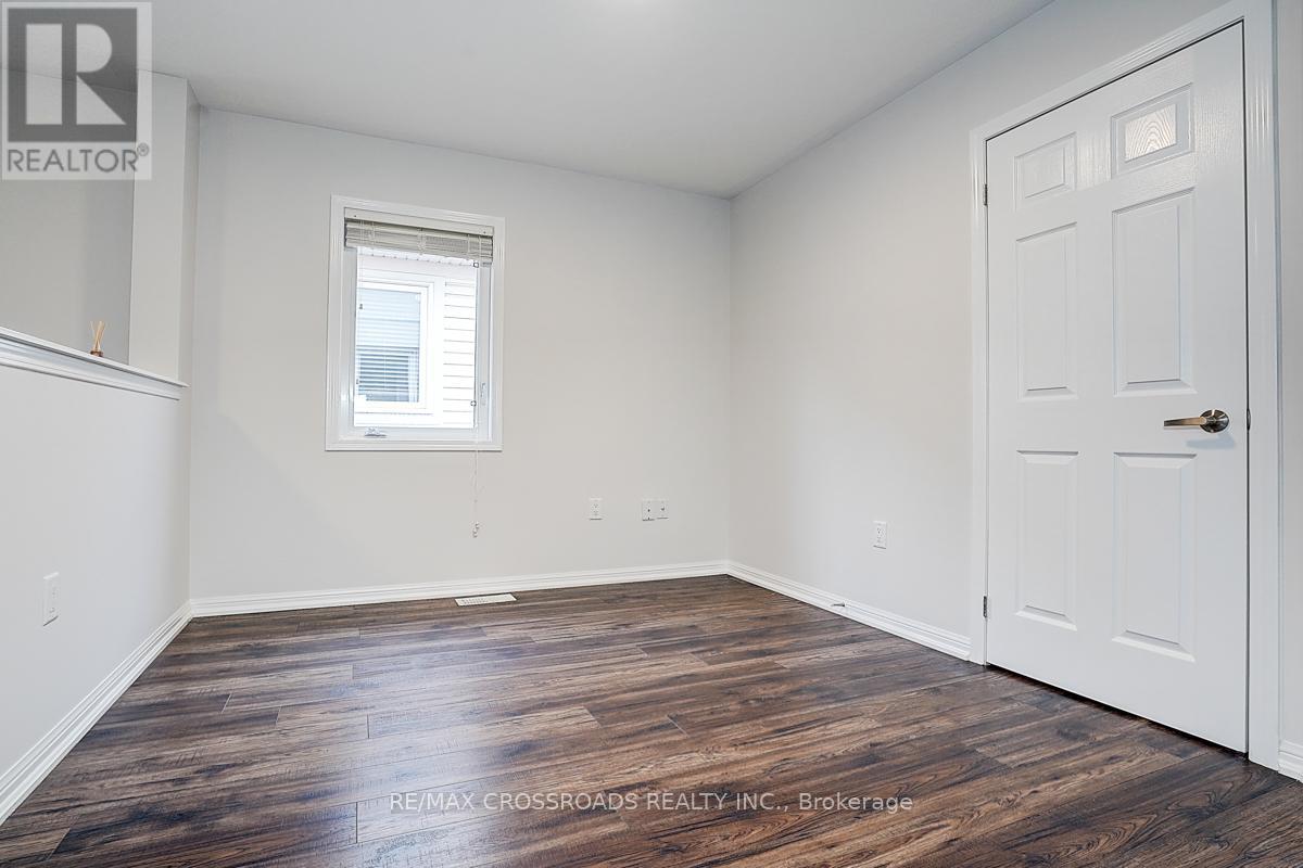 9 Whiterose Lane, Whitchurch-Stouffville, Ontario  L4A 3A4 - Photo 19 - N12478758