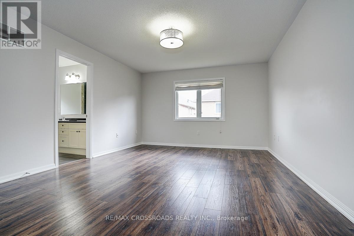 9 Whiterose Lane, Whitchurch-Stouffville, Ontario  L4A 3A4 - Photo 23 - N12478758