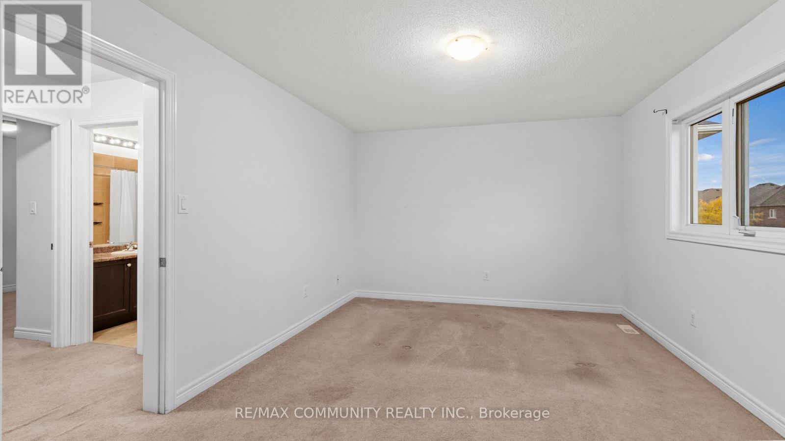 83 Swenson Street, New Tecumseth, Ontario  L9R 1V2 - Photo 16 - N12478829