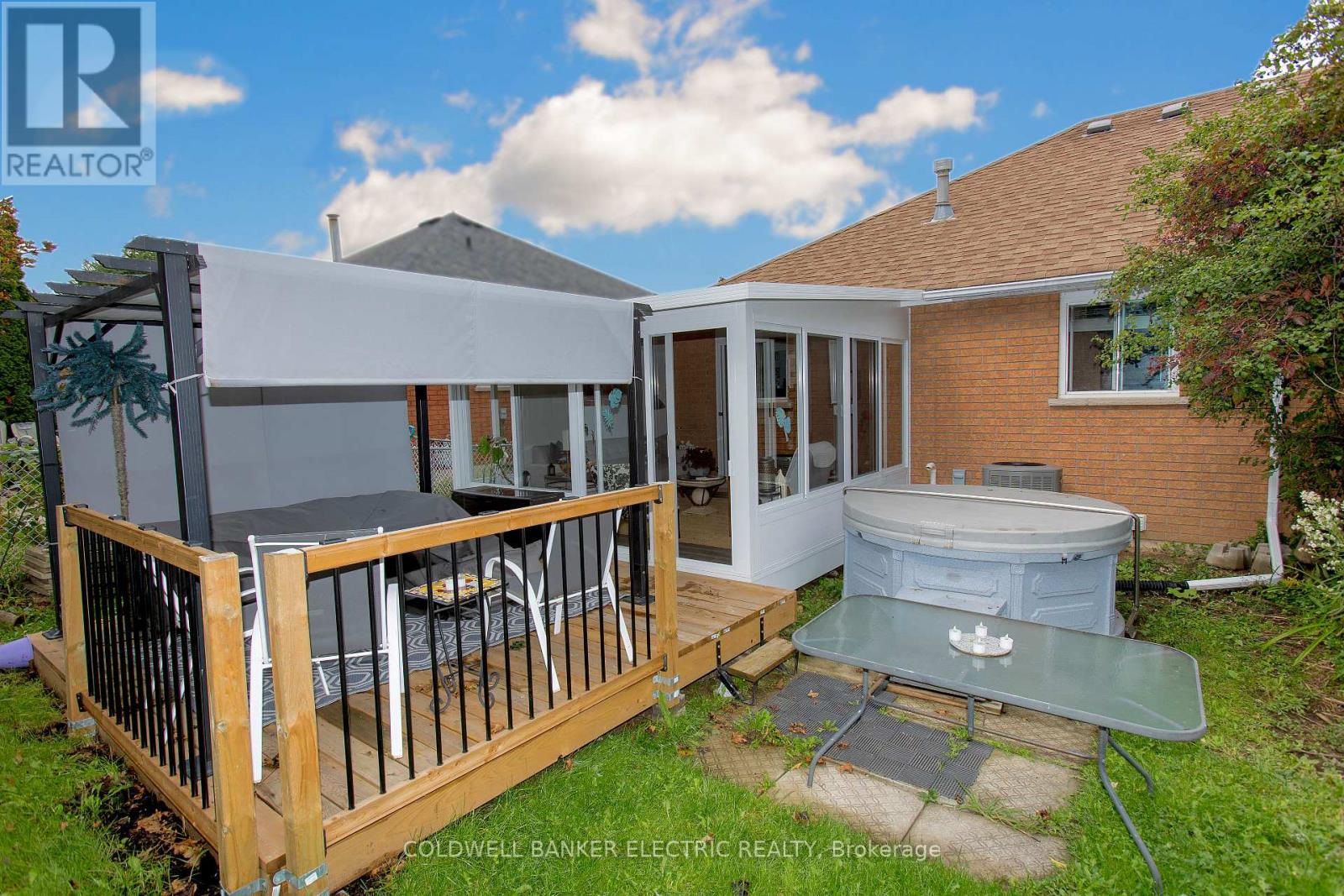 247 Towerhill Road, Peterborough, Ontario K9H 7N1 - Photo 2 - X12478866