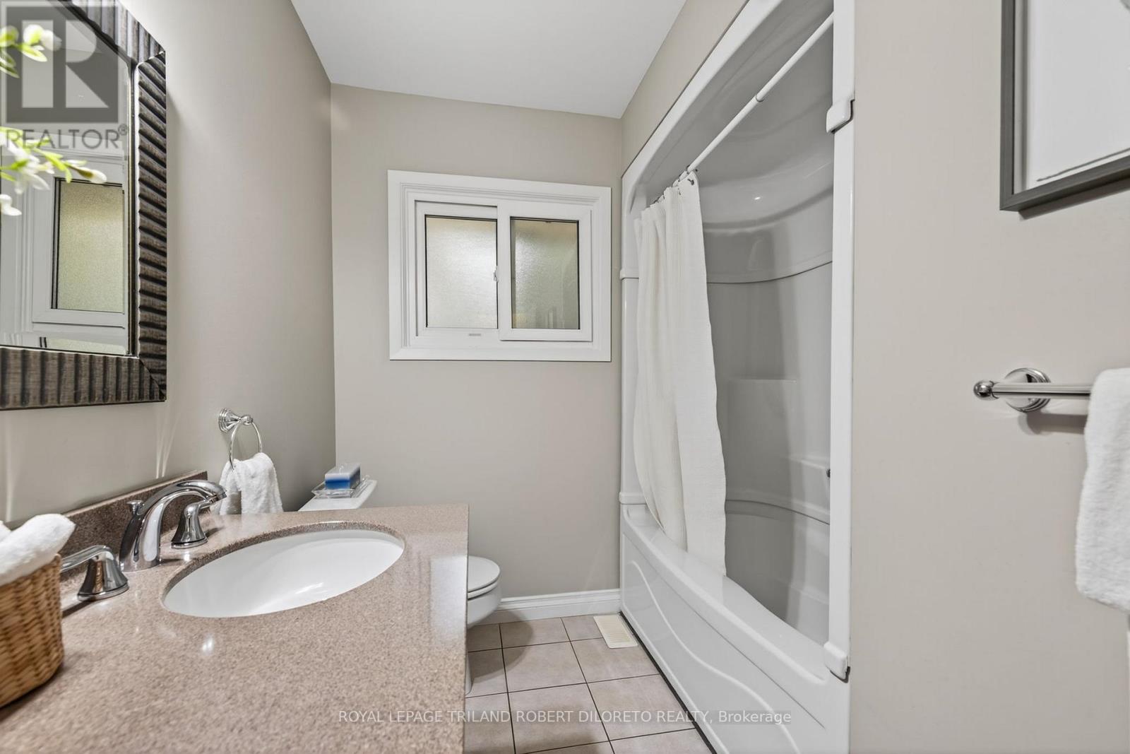 29 Regency Road, London North, Ontario  N6H 4A7 - Photo 27 - X12478849