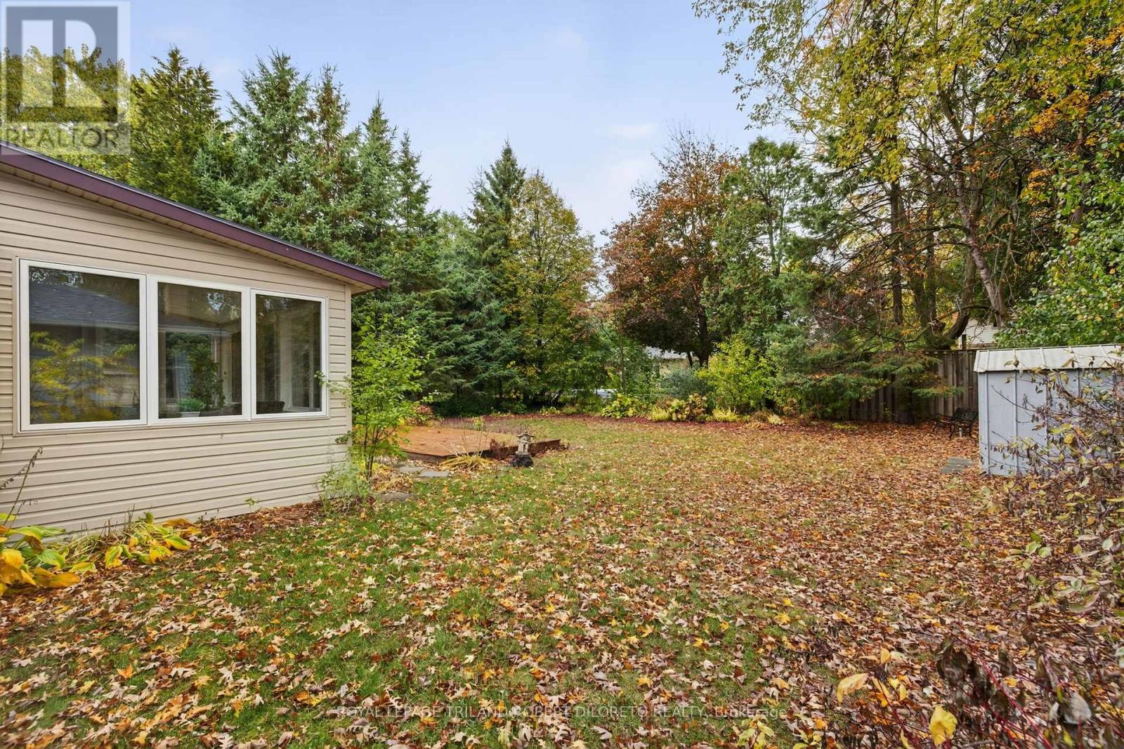 29 Regency Road, London North, Ontario  N6H 4A7 - Photo 38 - X12478849