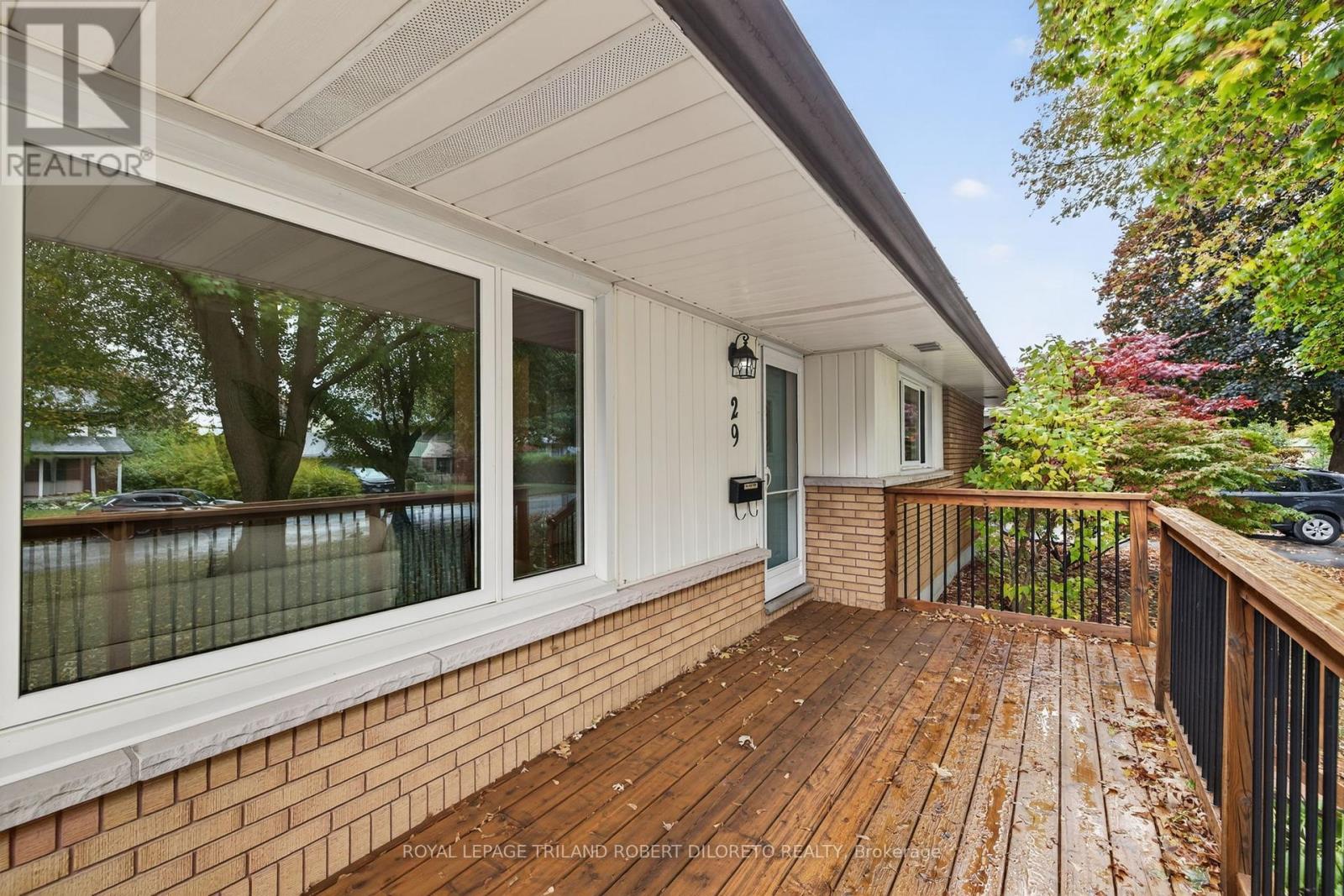 29 Regency Road, London North, Ontario  N6H 4A7 - Photo 5 - X12478849