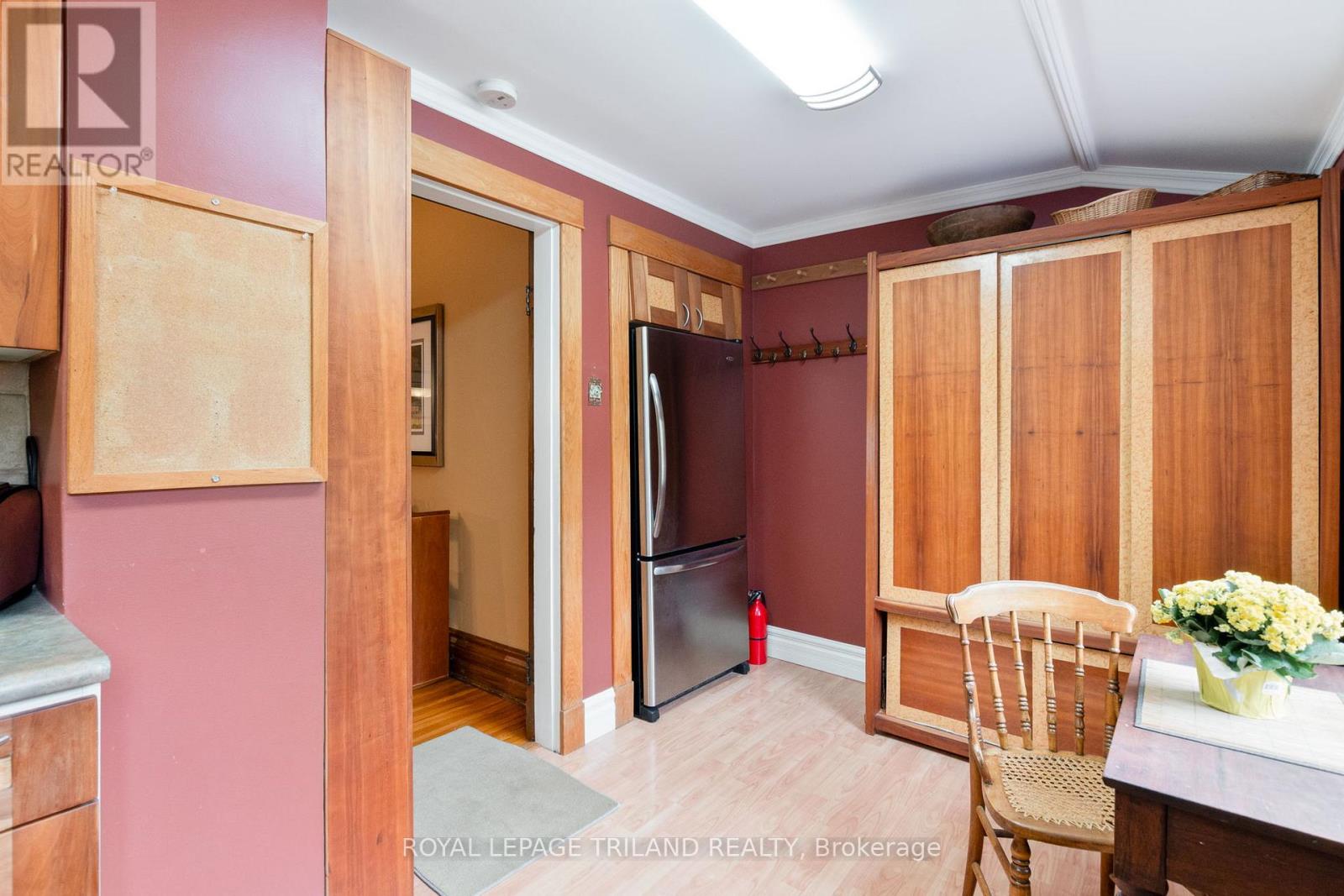 74 Byron Avenue E, London South, Ontario  N6C 1C7 - Photo 13 - X12478880