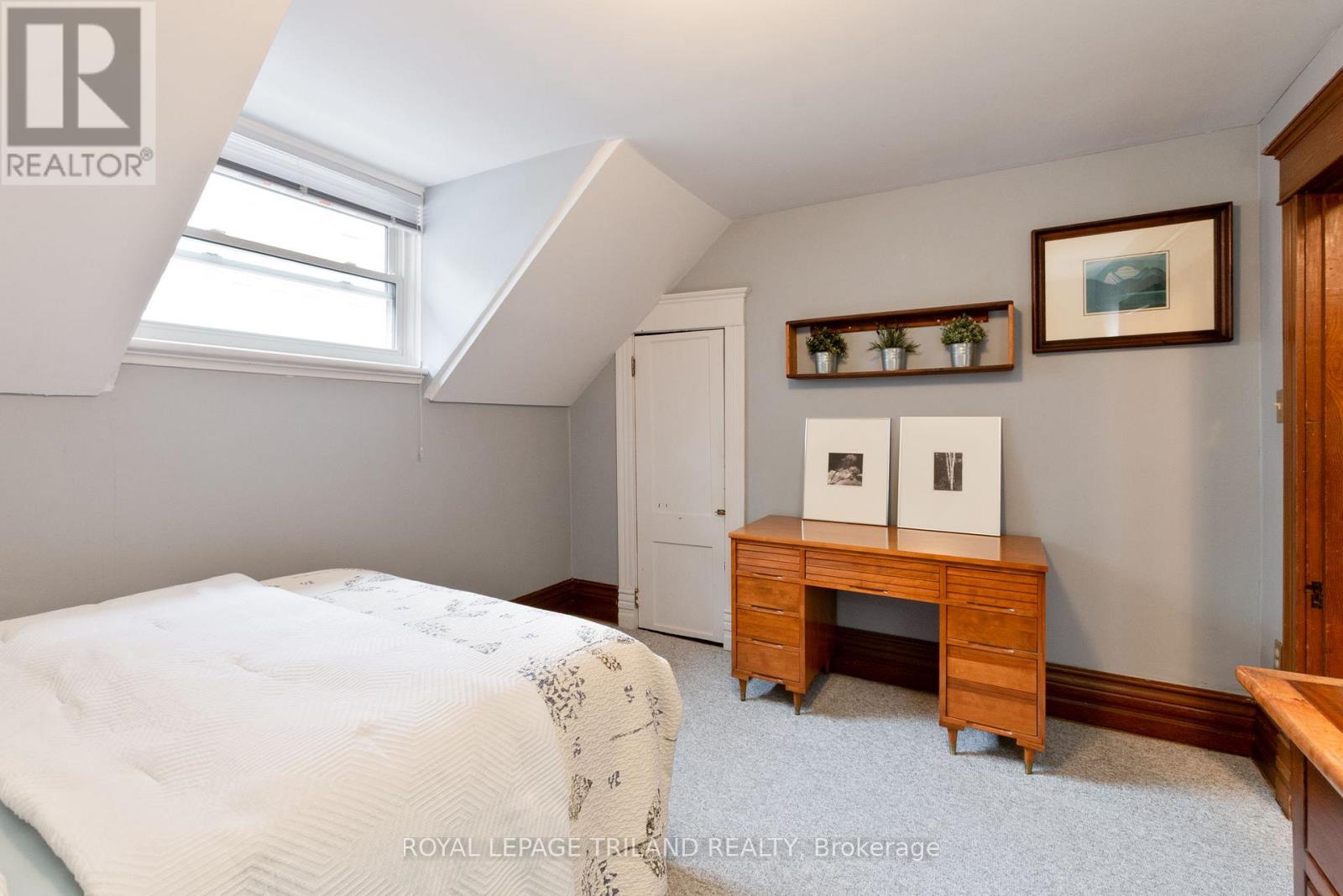 74 Byron Avenue E, London South, Ontario  N6C 1C7 - Photo 19 - X12478880