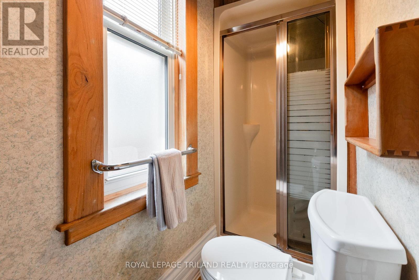 74 Byron Avenue E, London South, Ontario  N6C 1C7 - Photo 23 - X12478880