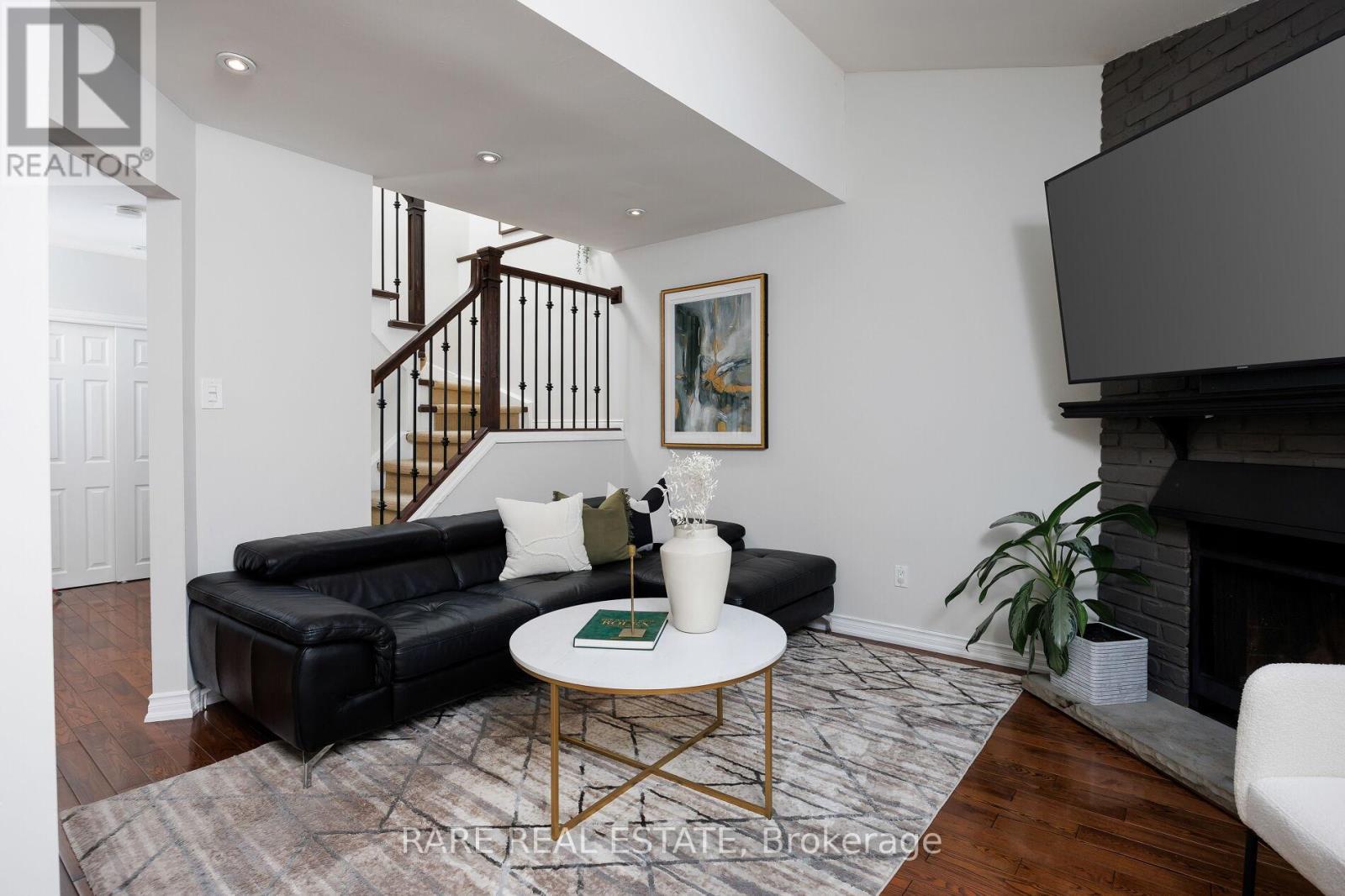 3242 Greenbough Crescent, Burlington, Ontario  L7M 3A6 - Photo 27 - W12478737