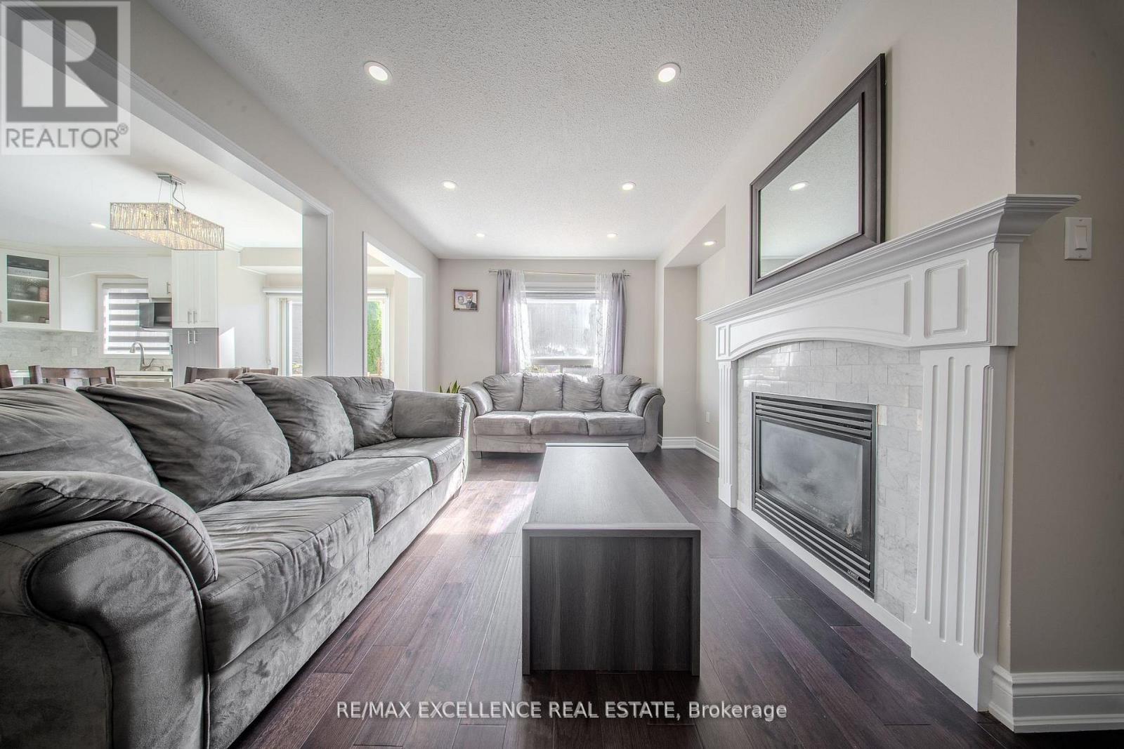 111 River Rock Crescent, Brampton (Fletcher's Meadow), Ontario  L7A 2M4 - Photo 11 - W12478766