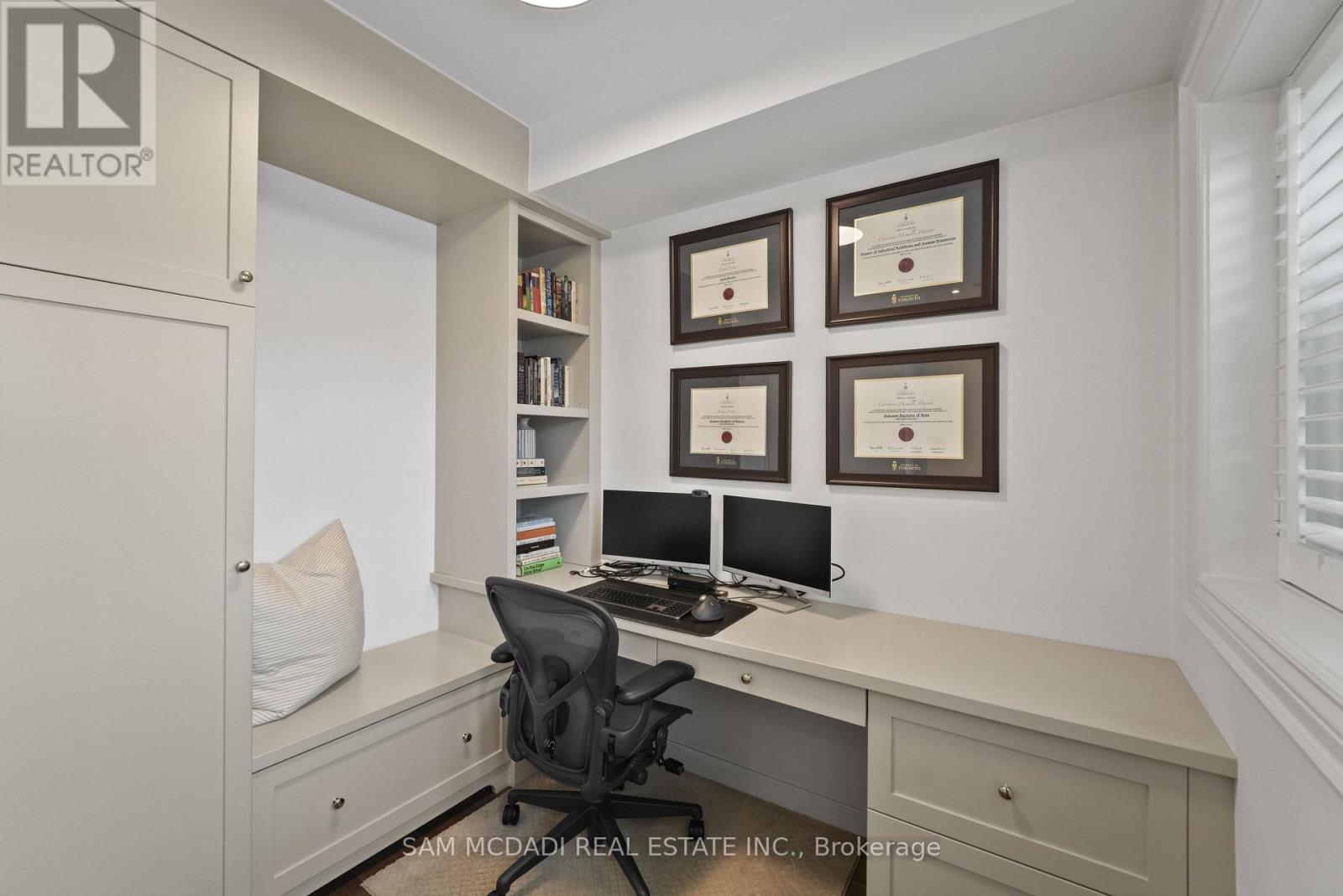 2 - 2160 Trafalgar Road, Oakville, Ontario  L6H 0N3 - Photo 36 - W12478771
