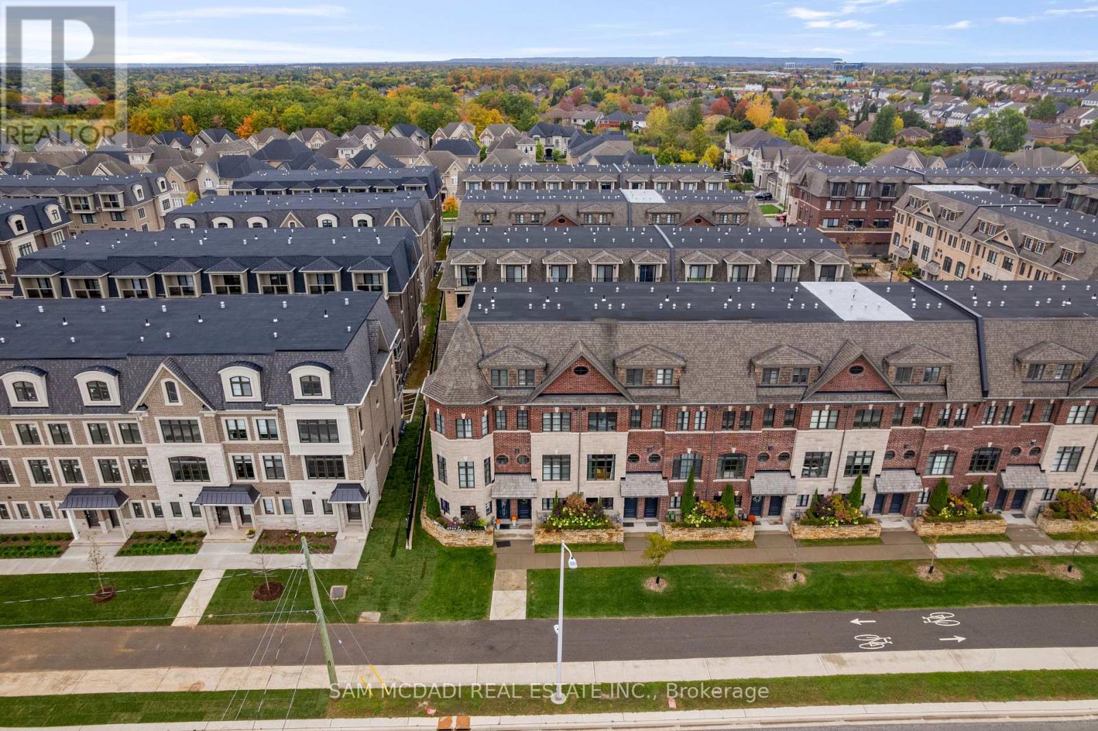 2 - 2160 Trafalgar Road, Oakville, Ontario  L6H 0N3 - Photo 40 - W12478771