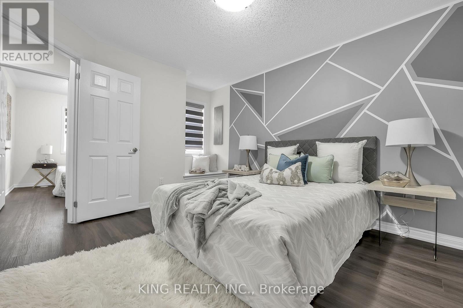 245 Septimus Heights, Milton, Ontario  L9T 8N7 - Photo 17 - W12478780