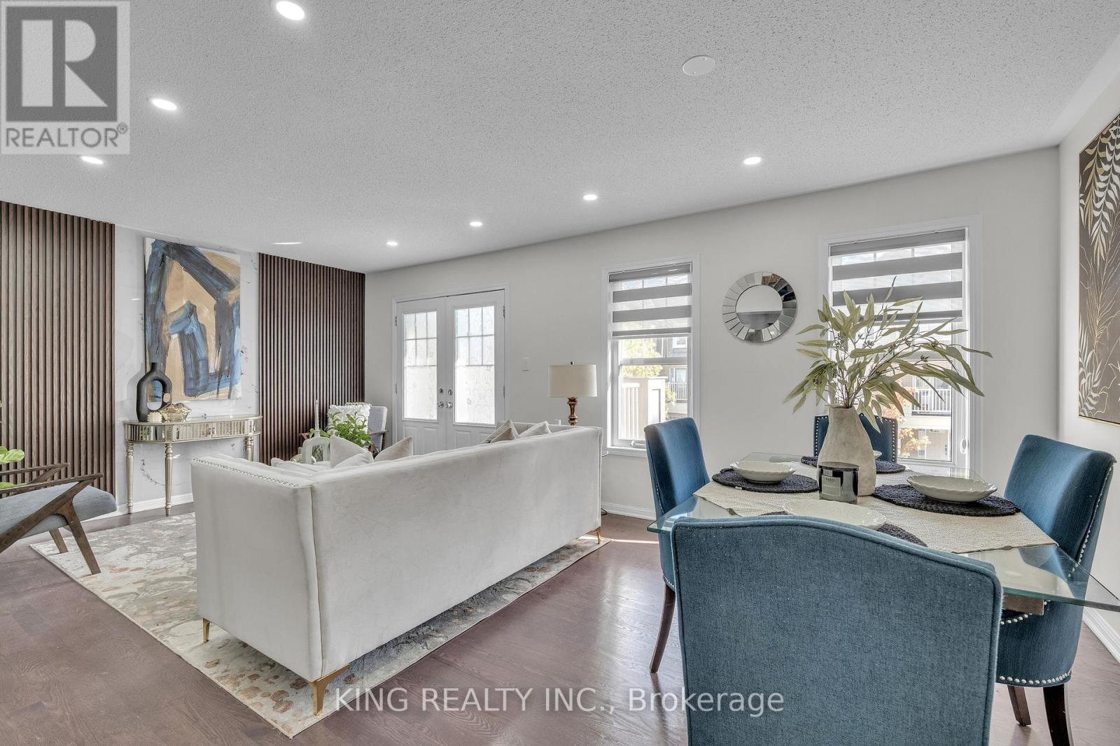 245 Septimus Heights, Milton, Ontario  L9T 8N7 - Photo 38 - W12478780