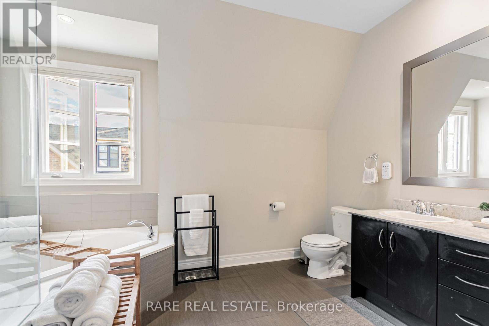 114 - 1812 Burnhamthorpe Road E, Mississauga, Ontario  L4X 0A3 - Photo 28 - W12478785