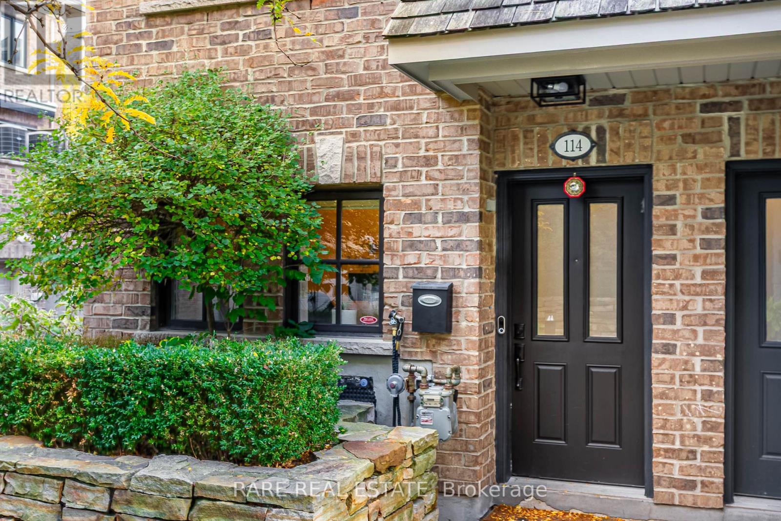 114 - 1812 Burnhamthorpe Road E, Mississauga, Ontario  L4X 0A3 - Photo 4 - W12478785
