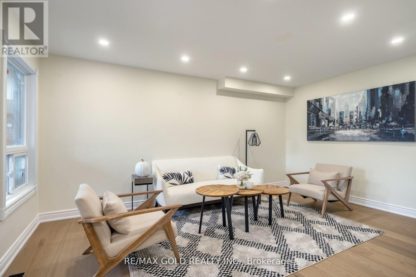 4600 Full Moon Circle, Mississauga, Ontario  L4Z 2N6 - Photo 4 - W12478802