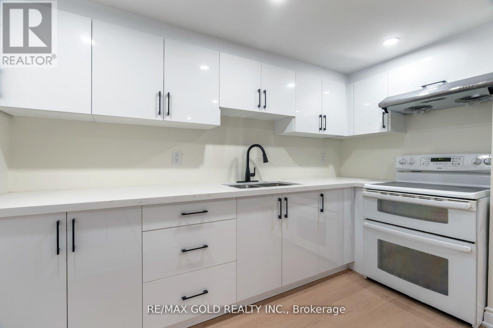 4600 Full Moon Circle, Mississauga, Ontario  L4Z 2N6 - Photo 40 - W12478802