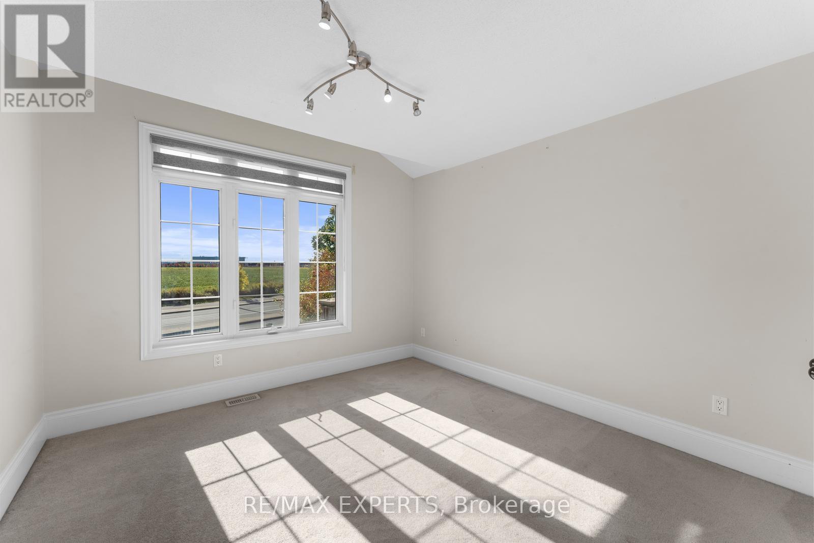 8047 Financial Drive, Brampton, Ontario  L6Y 0M9 - Photo 29 - W12478820