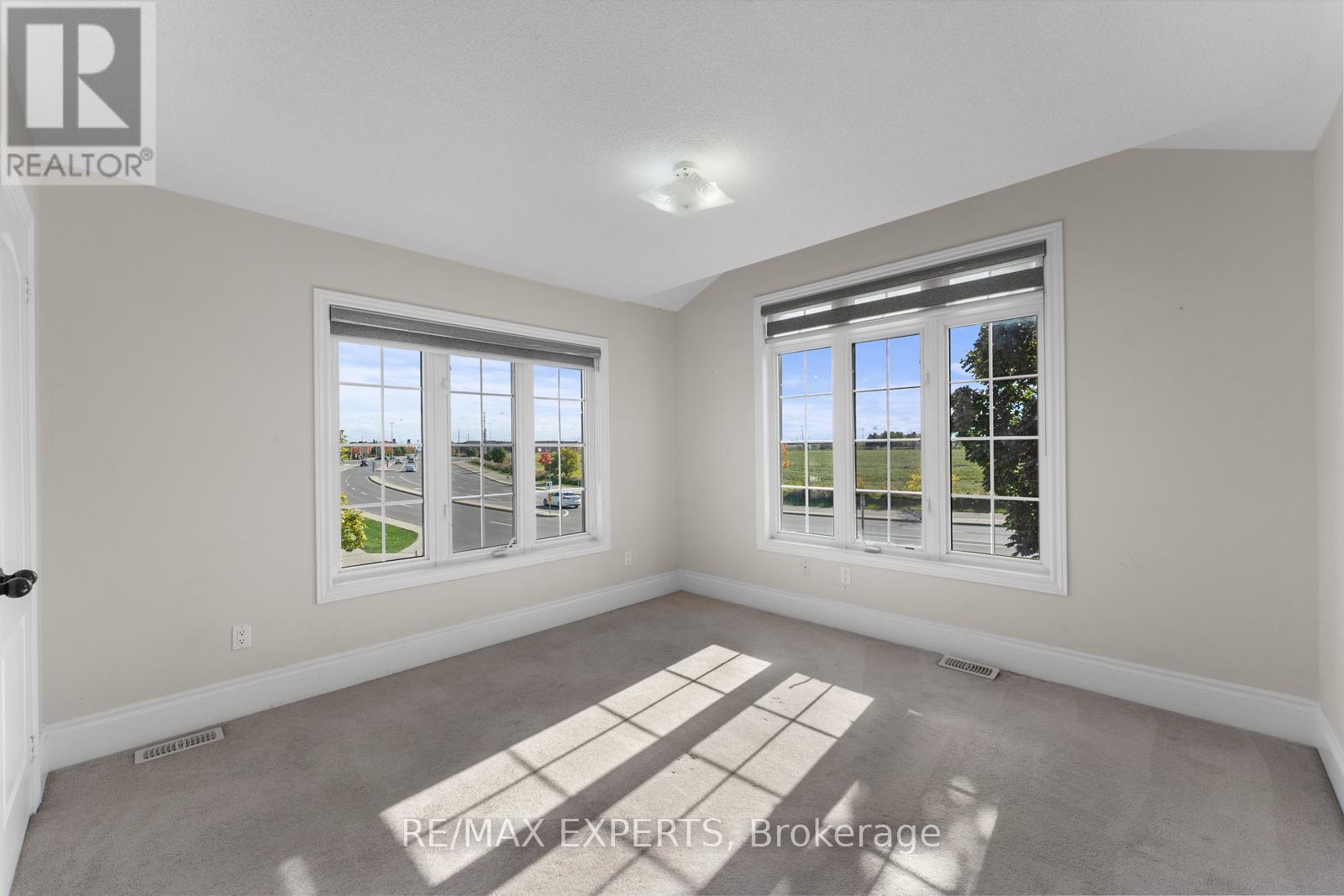 8047 Financial Drive, Brampton, Ontario  L6Y 0M9 - Photo 31 - W12478820