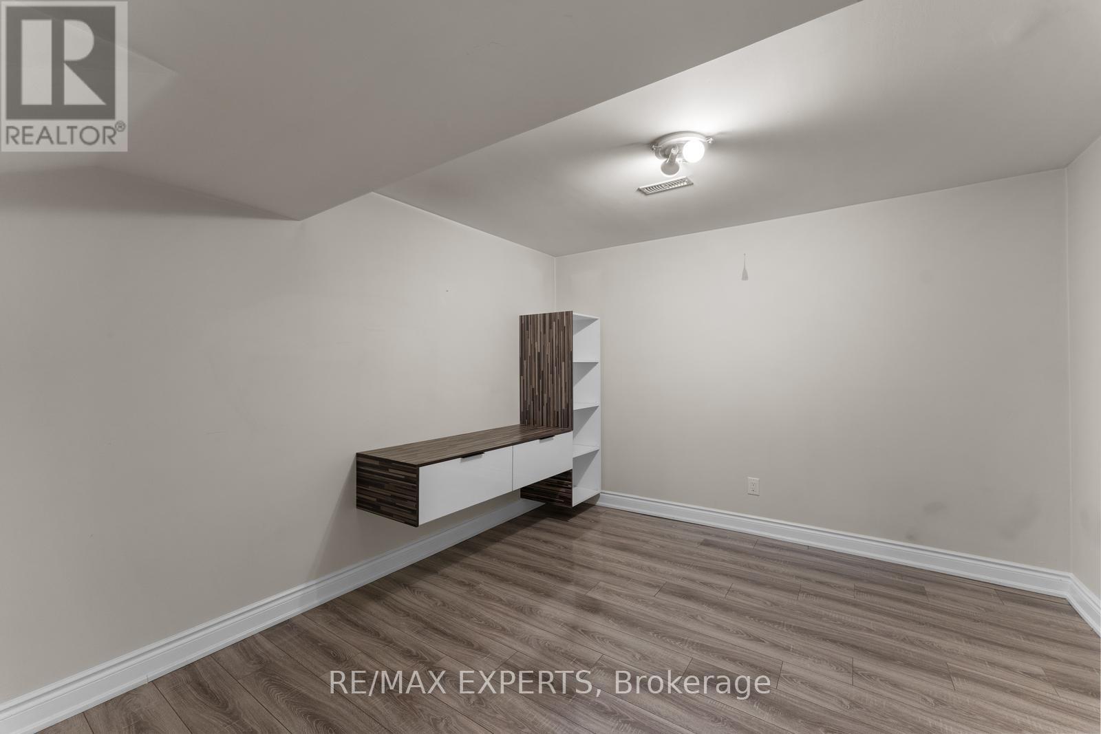 8047 Financial Drive, Brampton, Ontario  L6Y 0M9 - Photo 38 - W12478820