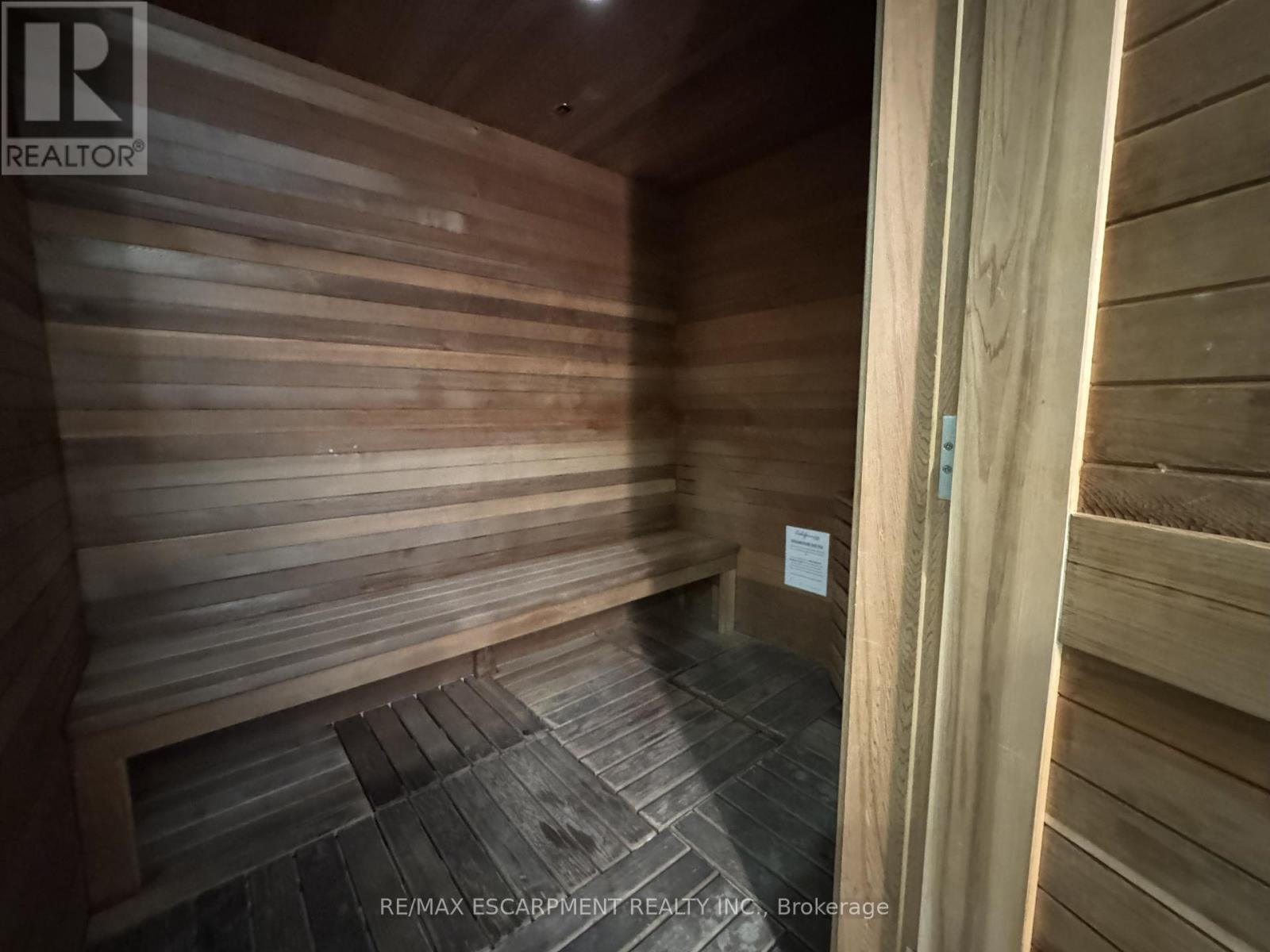 1622 - 165 Legion Road N, Toronto, Ontario  M8Y 0B3 - Photo 28 - W12478821