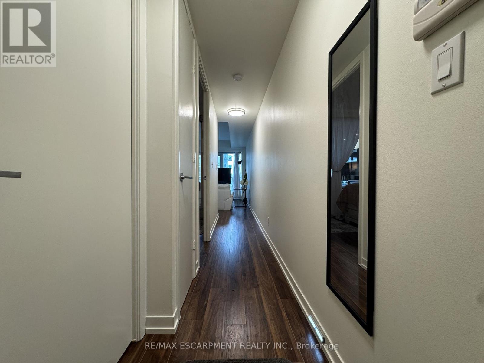 1622 - 165 Legion Road N, Toronto, Ontario  M8Y 0B3 - Photo 9 - W12478821