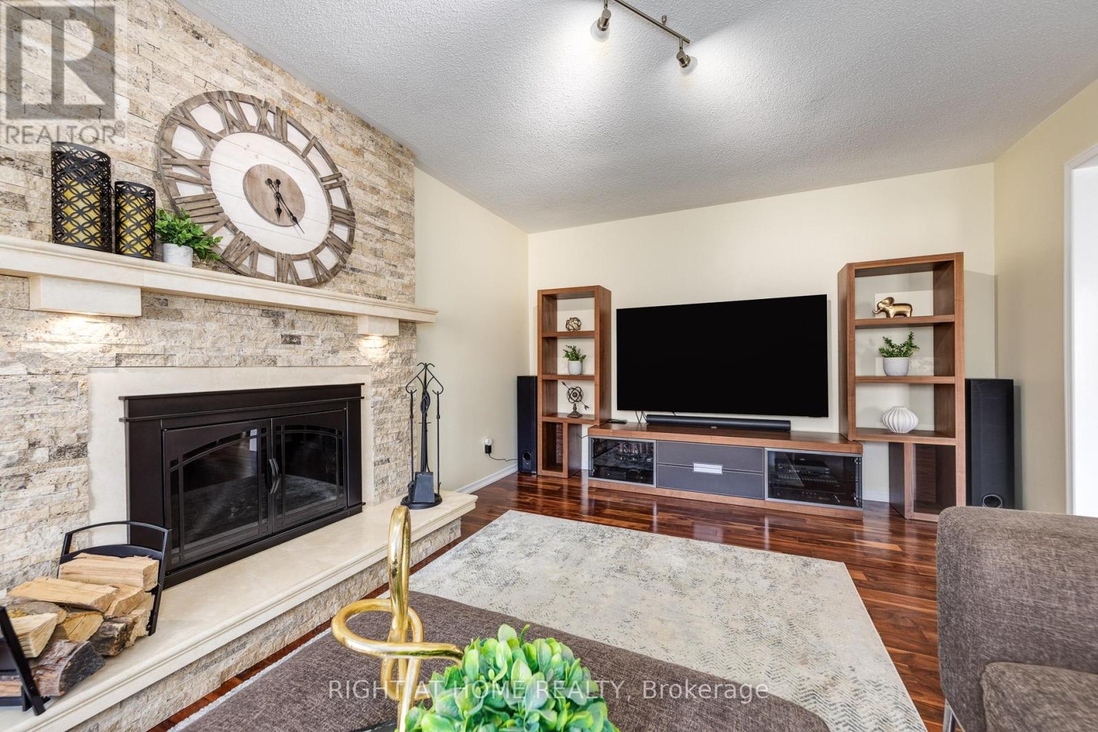 223 River Oaks Boulevard W, Oakville, Ontario  L6H 3V2 - Photo 14 - W12478835