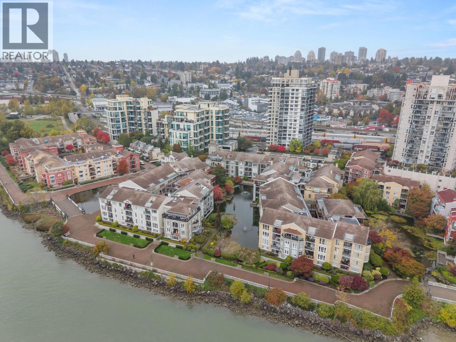 105 5 Renaissance Square, New Westminster, British Columbia  V3M 6K5 - Photo 39 - R3061350