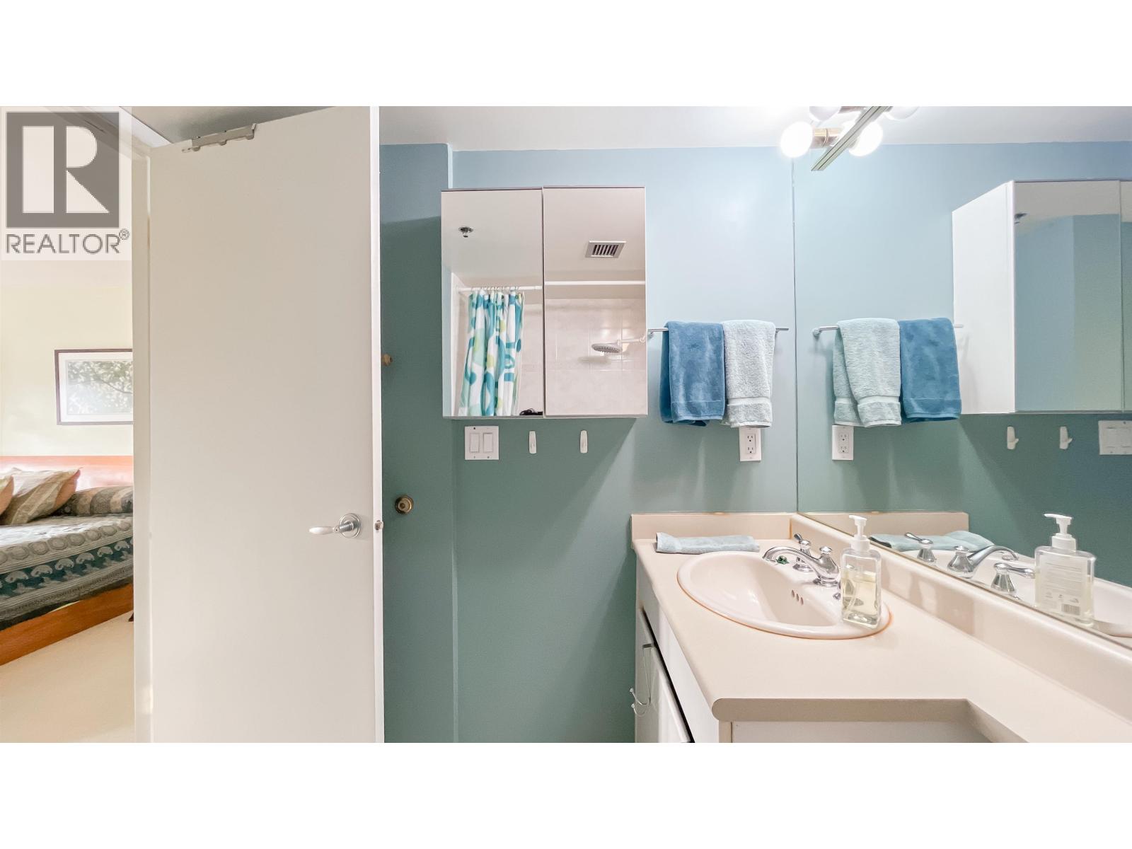 1103 212 Davie Street, Vancouver, British Columbia  V6B 5Z4 - Photo 10 - R3061362