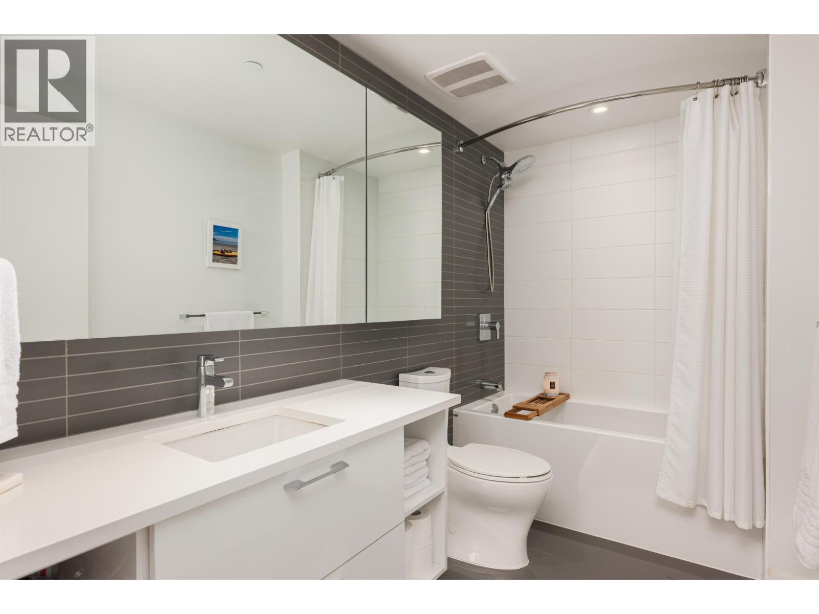 906 3557 Sawmill Crescent, Vancouver, British Columbia  V5S 0E2 - Photo 12 - R3061373