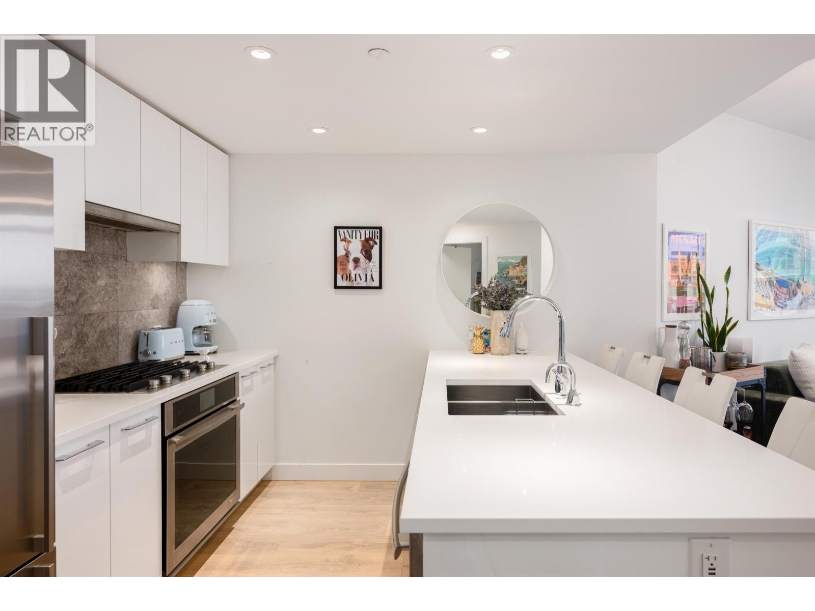 906 3557 Sawmill Crescent, Vancouver, British Columbia  V5S 0E2 - Photo 6 - R3061373
