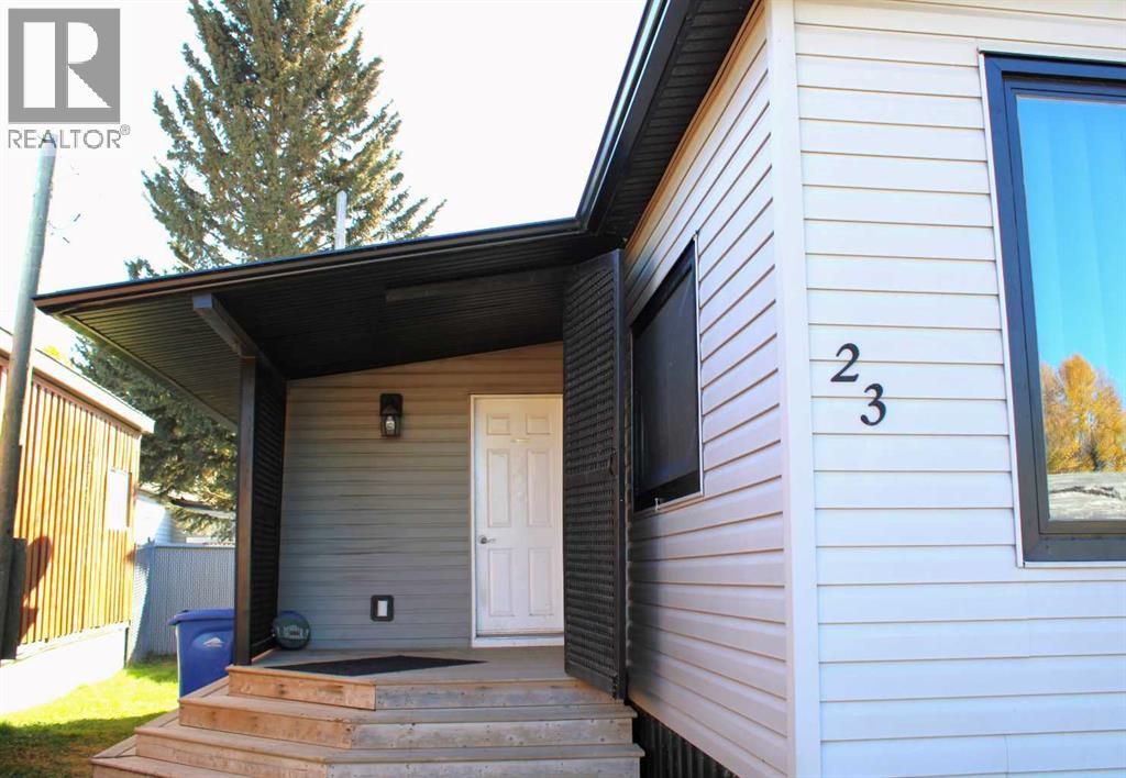 23, 111 6 Street  Se, Sundre, Alberta  T0M 1X0 - Photo 4 - A2266032