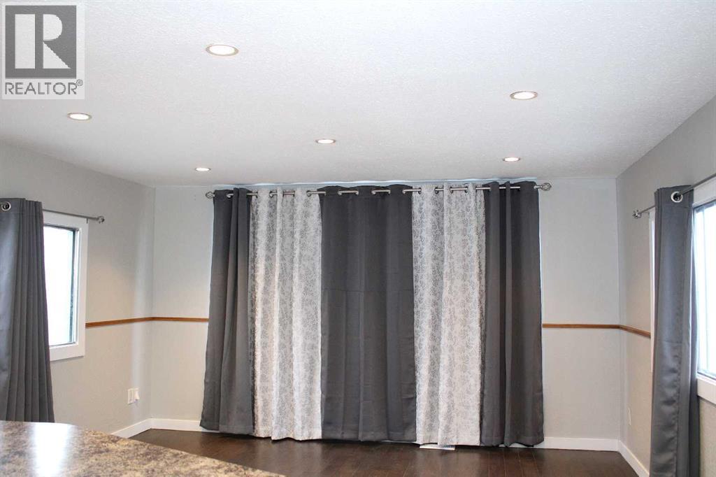 23, 111 6 Street  Se, Sundre, Alberta  T0M 1X0 - Photo 14 - A2266032