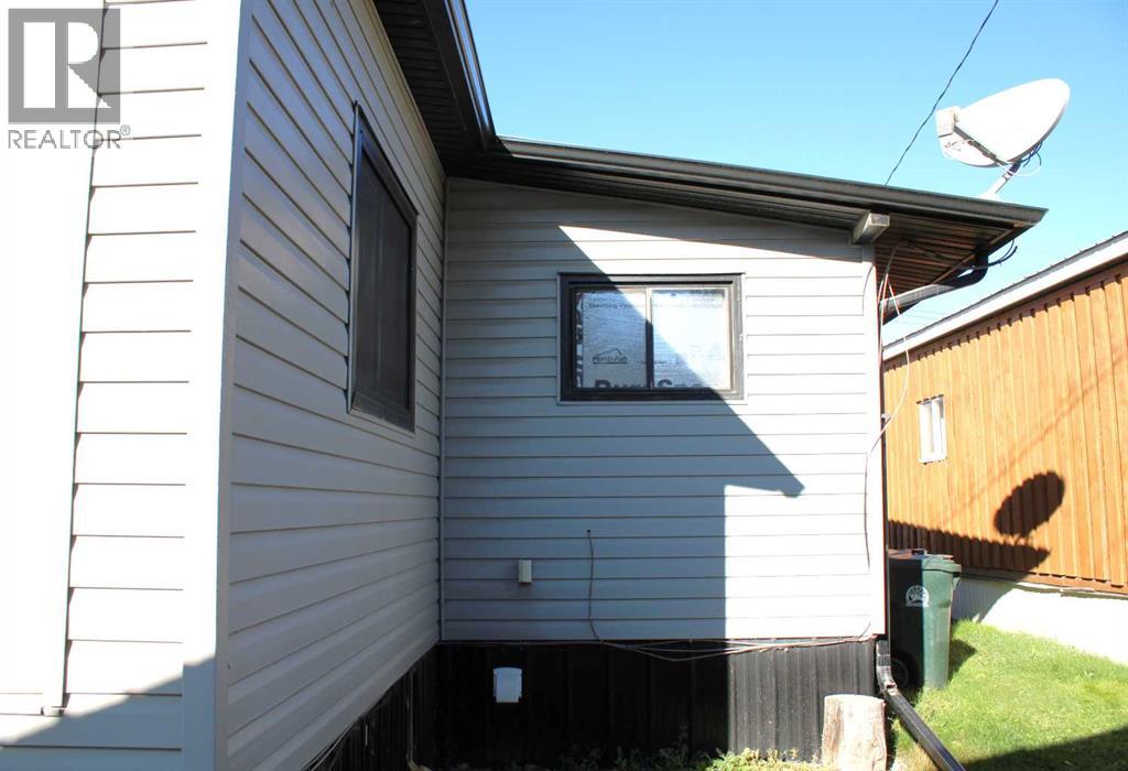 23, 111 6 Street  Se, Sundre, Alberta  T0M 1X0 - Photo 42 - A2266032