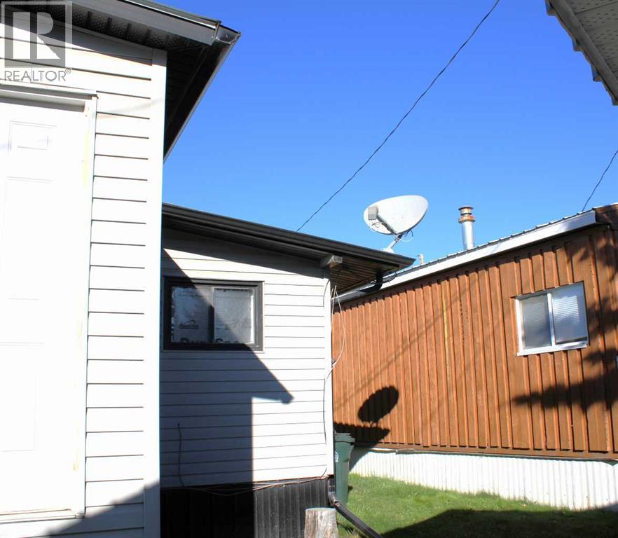23, 111 6 Street  Se, Sundre, Alberta  T0M 1X0 - Photo 41 - A2266032