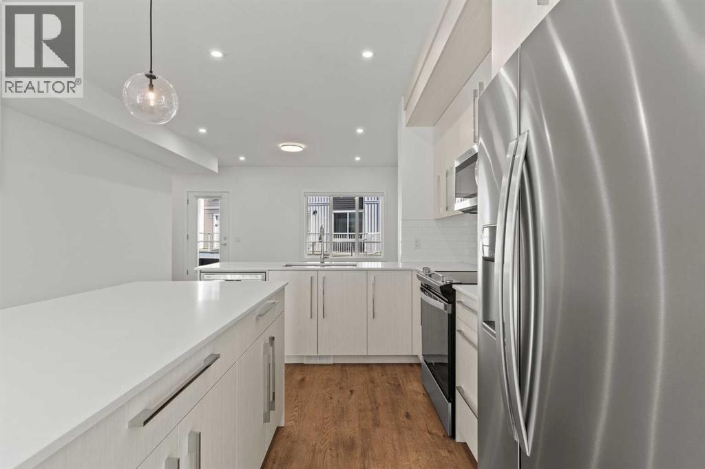 2002, 280 Chelsea Road, Chestermere, Alberta  T1X 2X9 - Photo 11 - A2262172