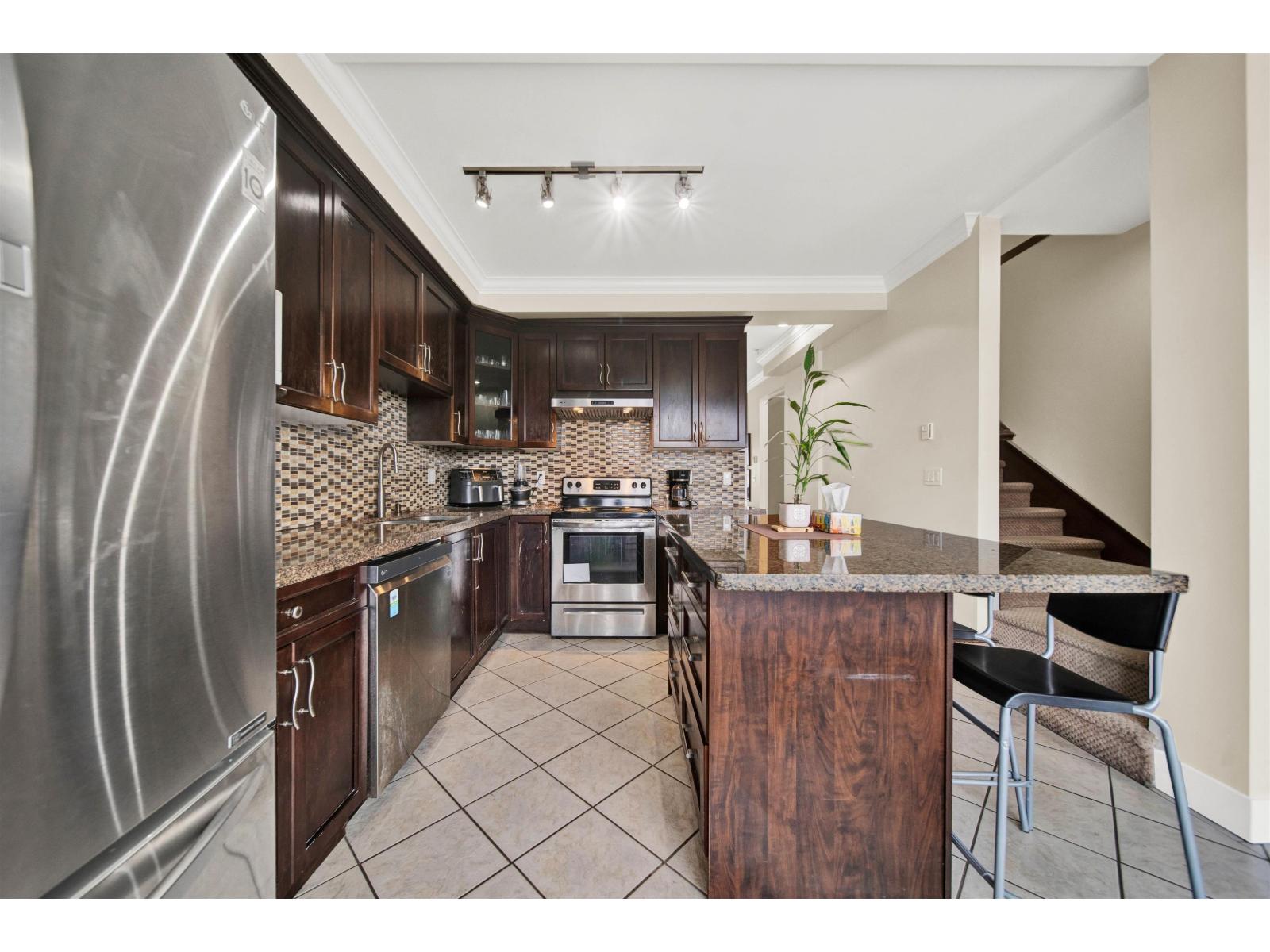 5 7156 144 Street, Surrey, British Columbia V3W 1V5 - Photo 13 - R3060365