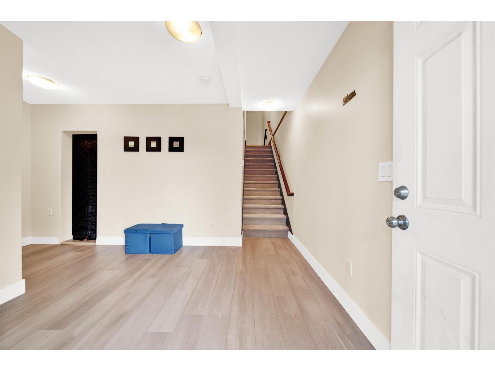 5 7156 144 Street, Surrey, British Columbia V3W 1V5 - Photo 3 - R3060365