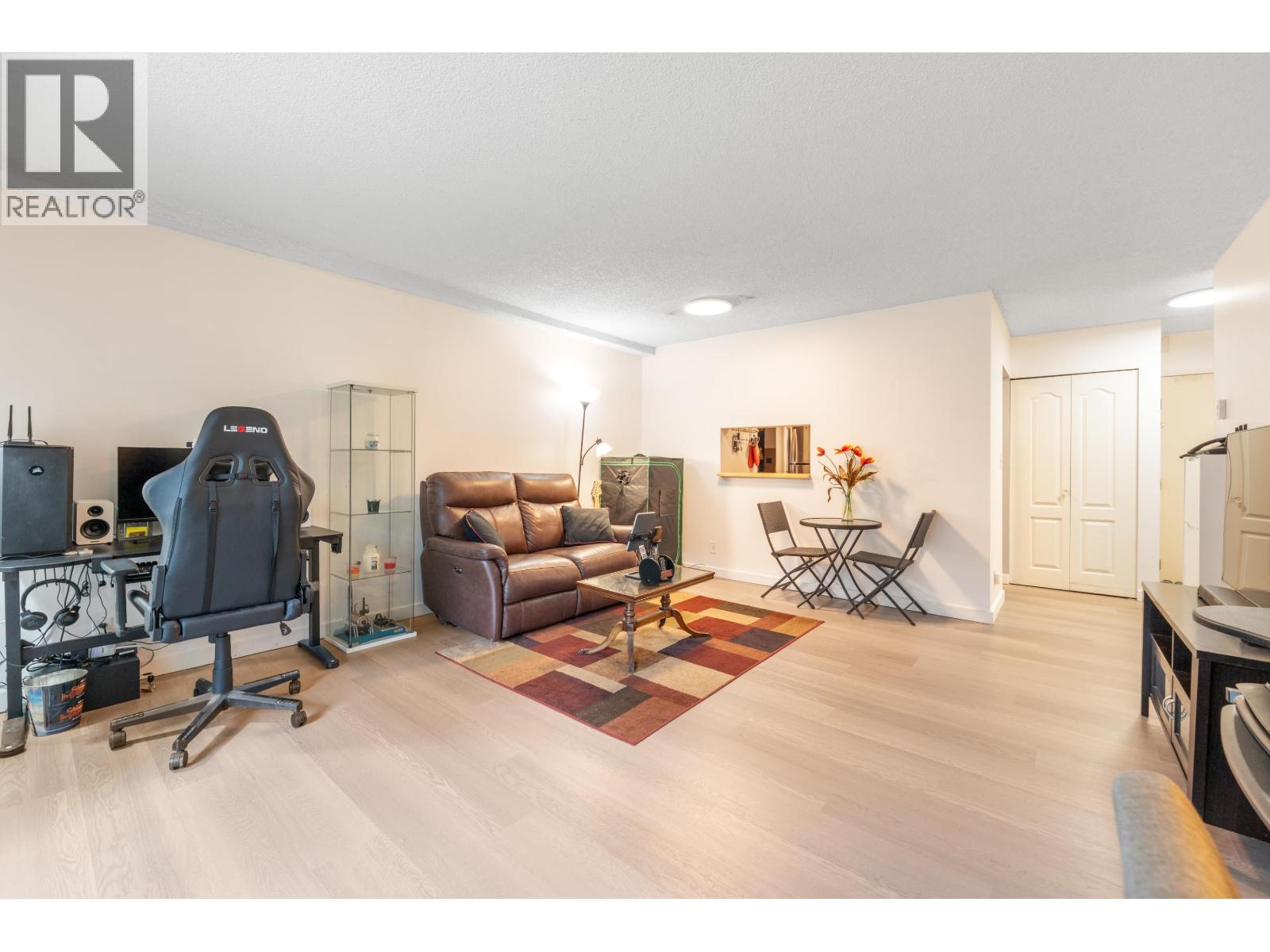 116 8870 Citation Drive, Richmond, British Columbia  V6Y 3A3 - Photo 4 - R3061167