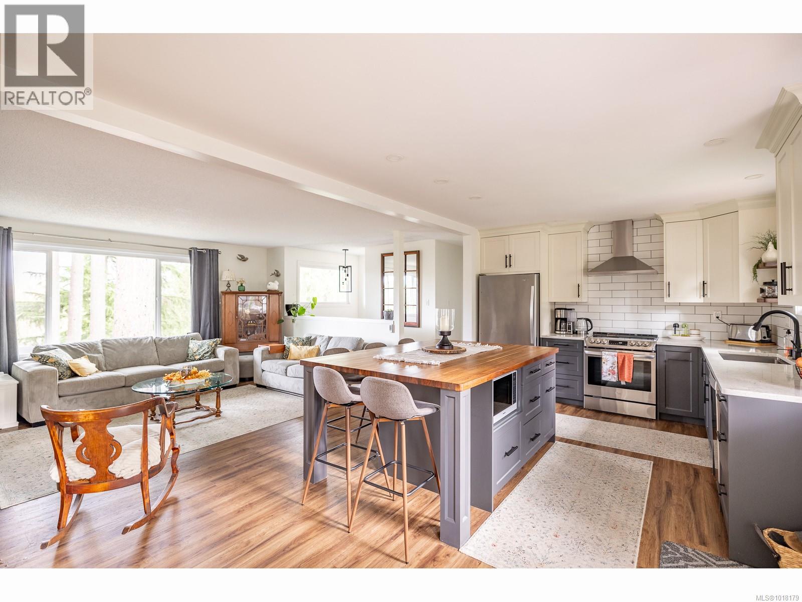 7485 Fernmar Rd, Lantzville, British Columbia  V0R 2H0 - Photo 16 - 1018179