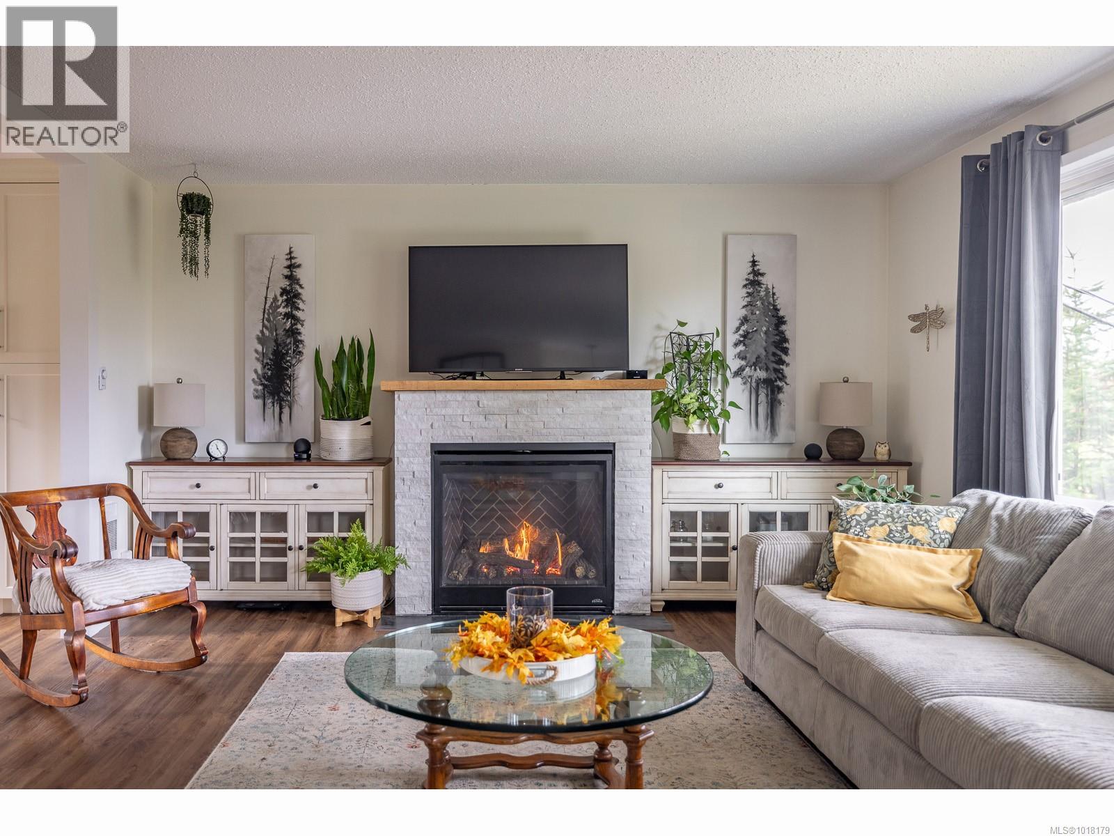 7485 Fernmar Rd, Lantzville, British Columbia  V0R 2H0 - Photo 3 - 1018179