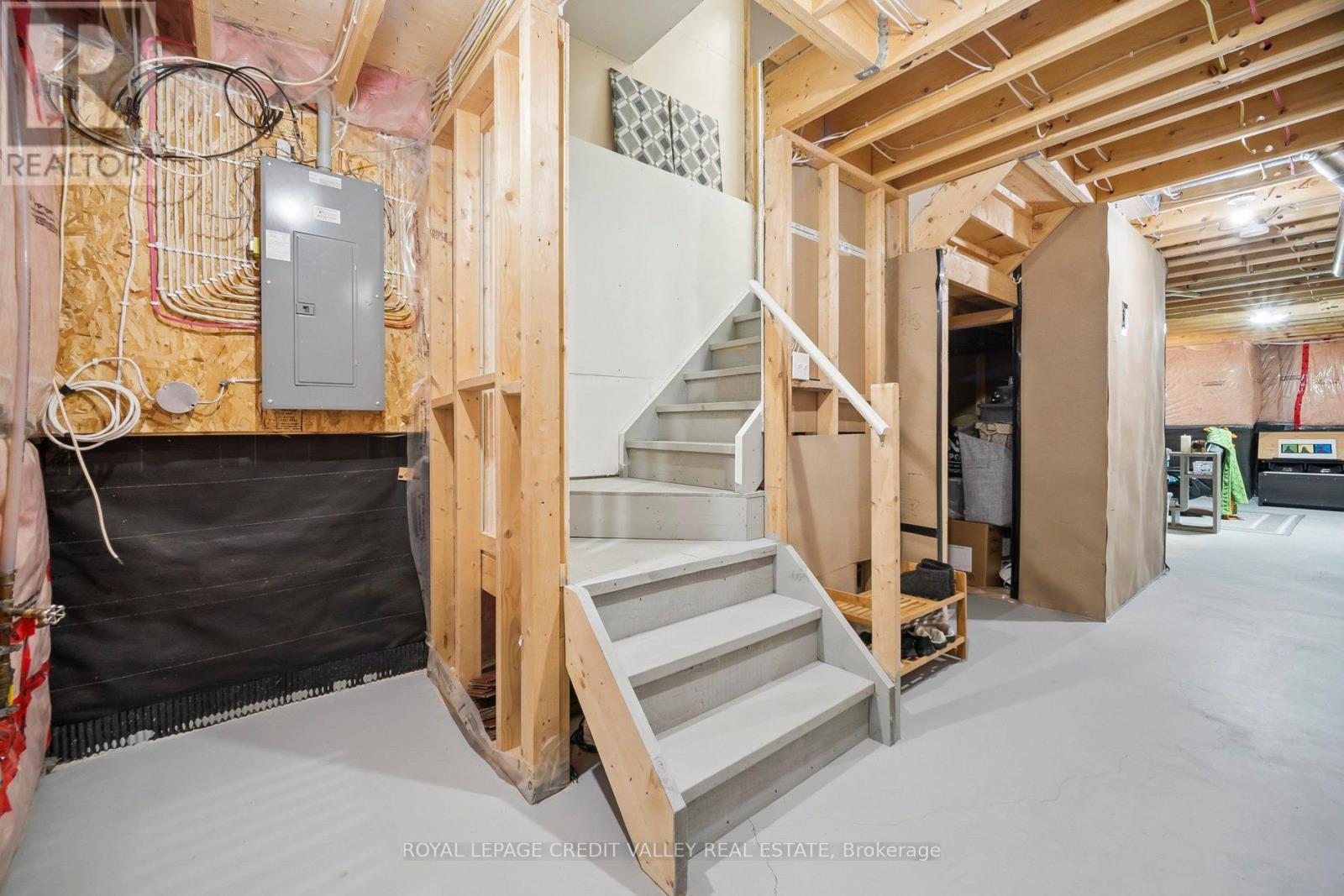 9 Peach Tree Boulevard, St. Thomas, Ontario  N5R 0B3 - Photo 37 - X12478725