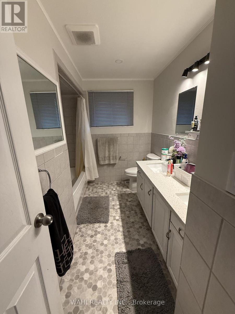 Unit 1 - 255 Carson Drive W, Hamilton, Ontario  L8T 2X8 - Photo 8 - X12478738