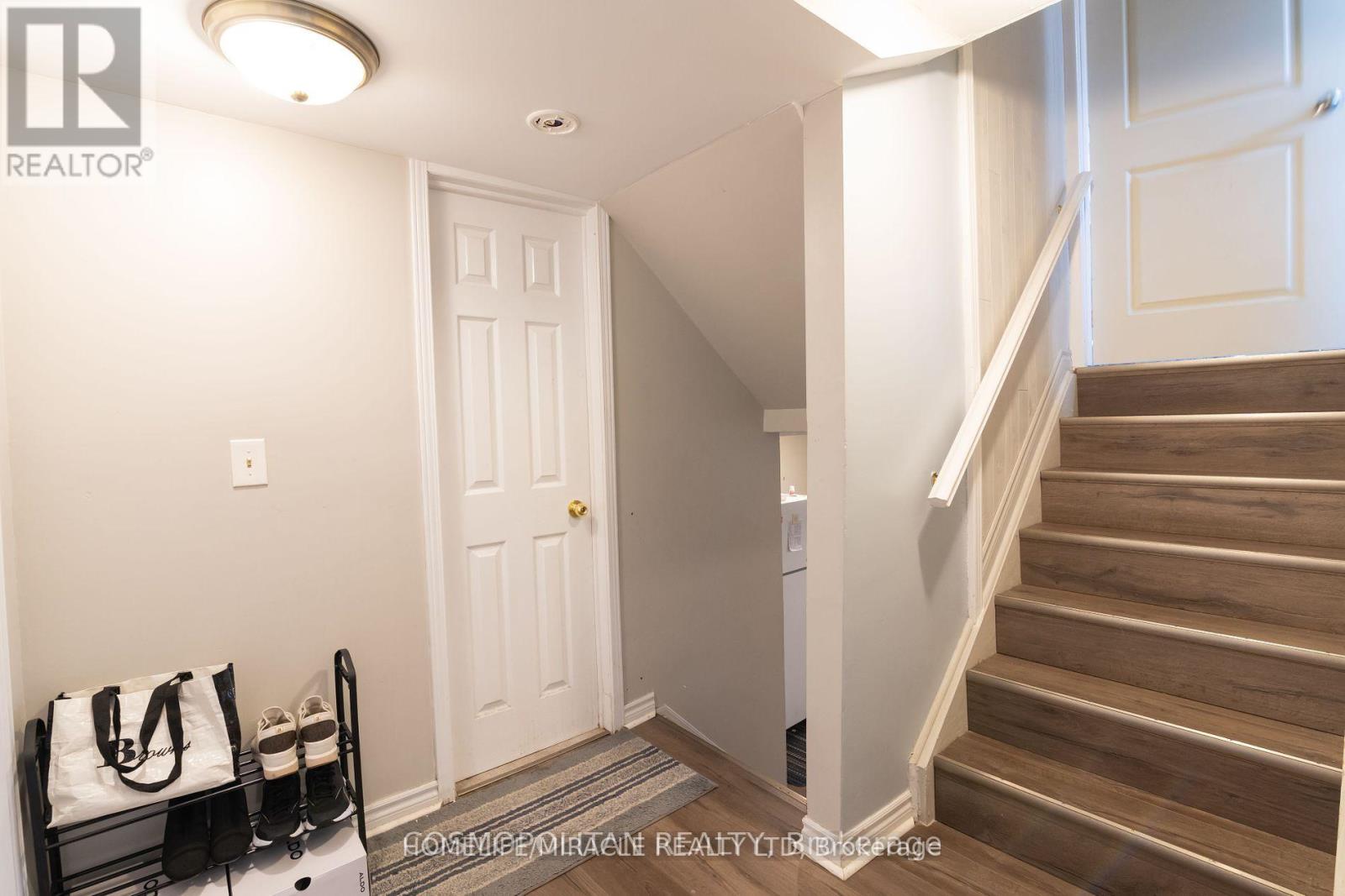 7 Mcdougall Drive, Thorold, Ontario  L2V 4C4 - Photo 6 - X12478767