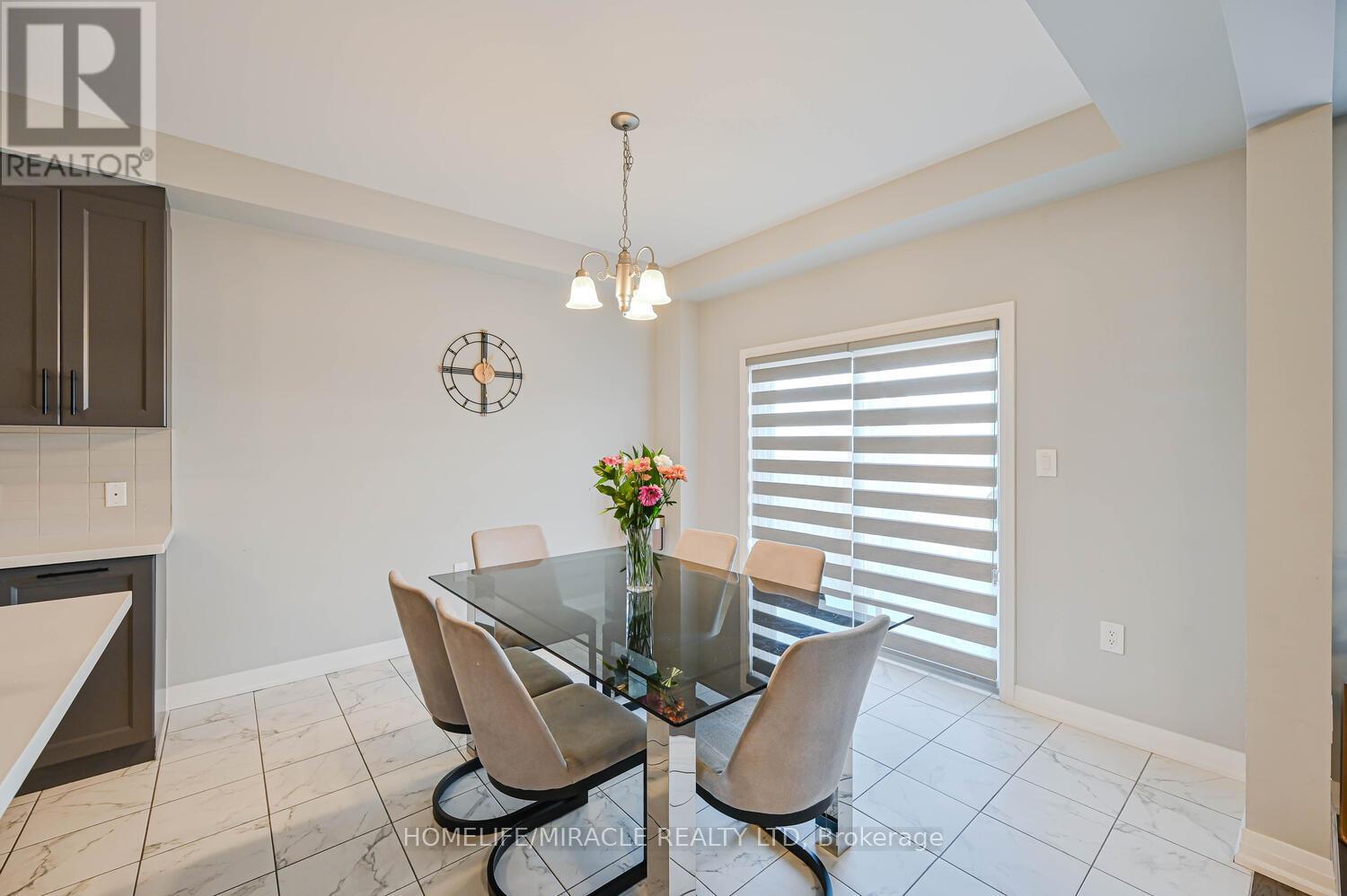 148 Cittadella Boulevard, Hamilton, Ontario  L0R 1P0 - Photo 12 - X12478814