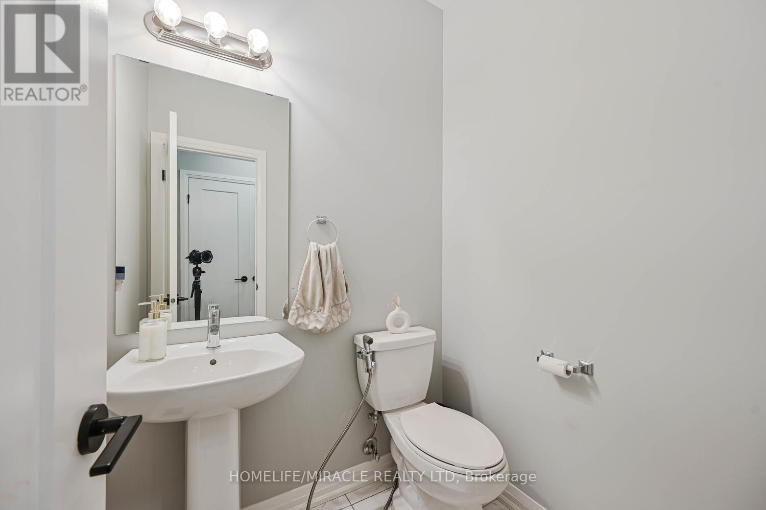 148 Cittadella Boulevard, Hamilton, Ontario  L0R 1P0 - Photo 36 - X12478814