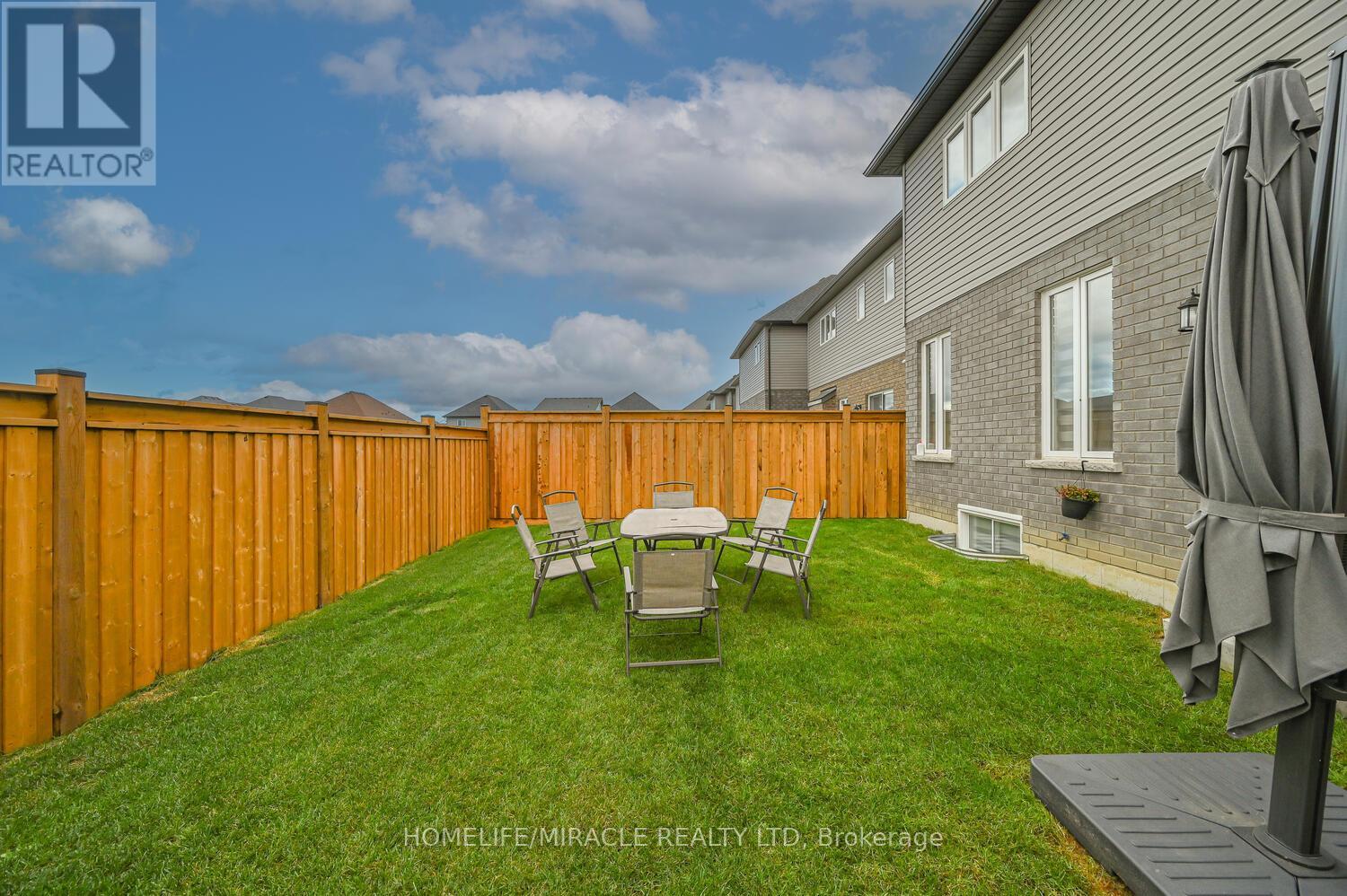 148 Cittadella Boulevard, Hamilton, Ontario  L0R 1P0 - Photo 39 - X12478814