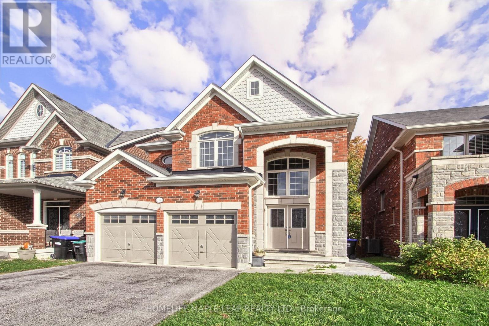 2180 Dawson Crescent, Innisfil, Ontario  L9S 0H1 - Photo 2 - N12474349