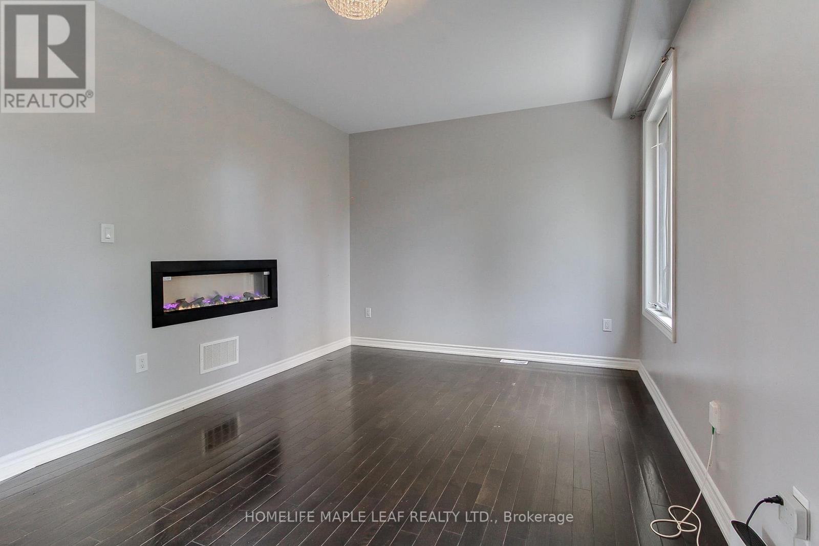 2180 Dawson Crescent, Innisfil, Ontario  L9S 0H1 - Photo 15 - N12474349